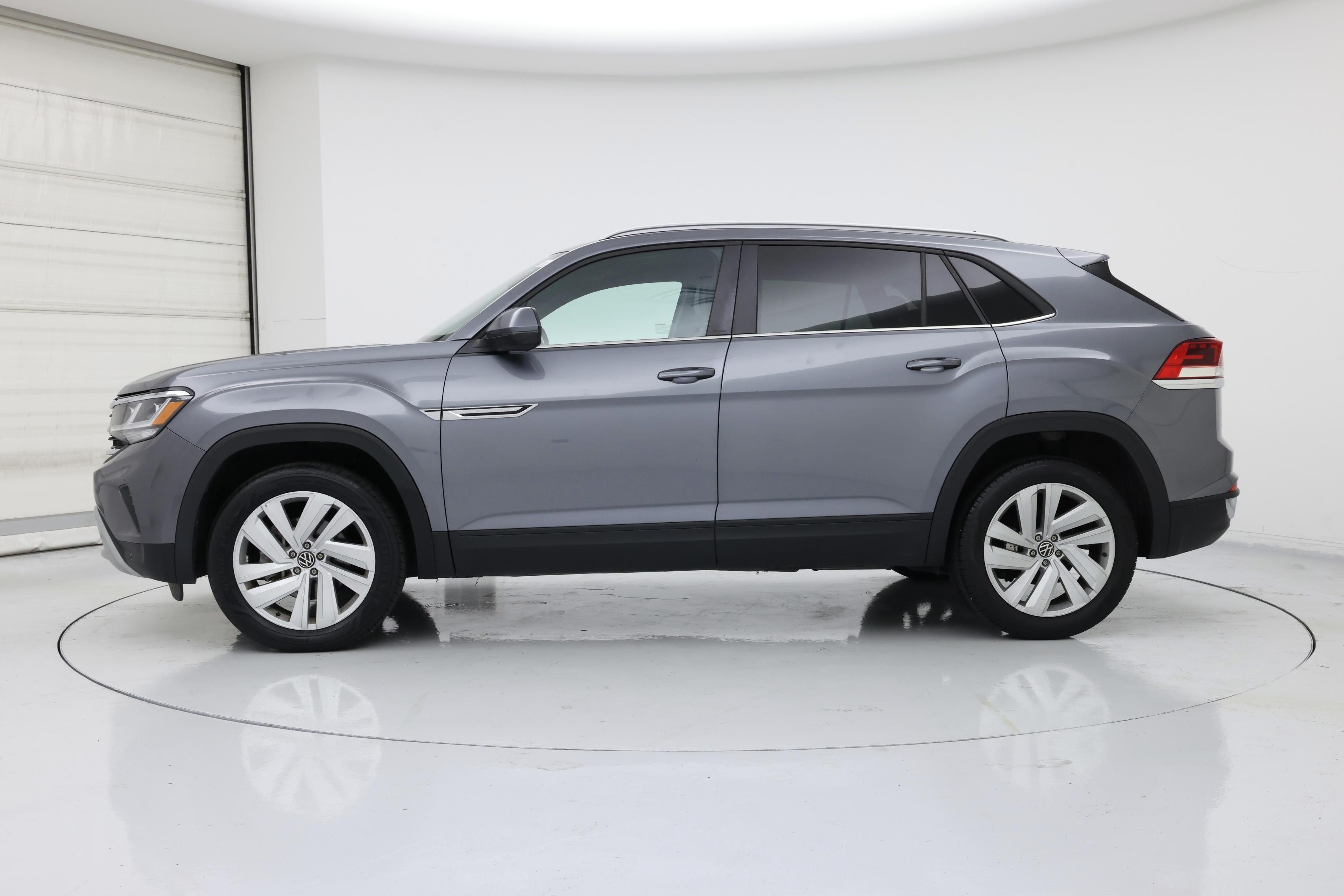 Thumbnail: 2022 Volkswagen Atlas - 3