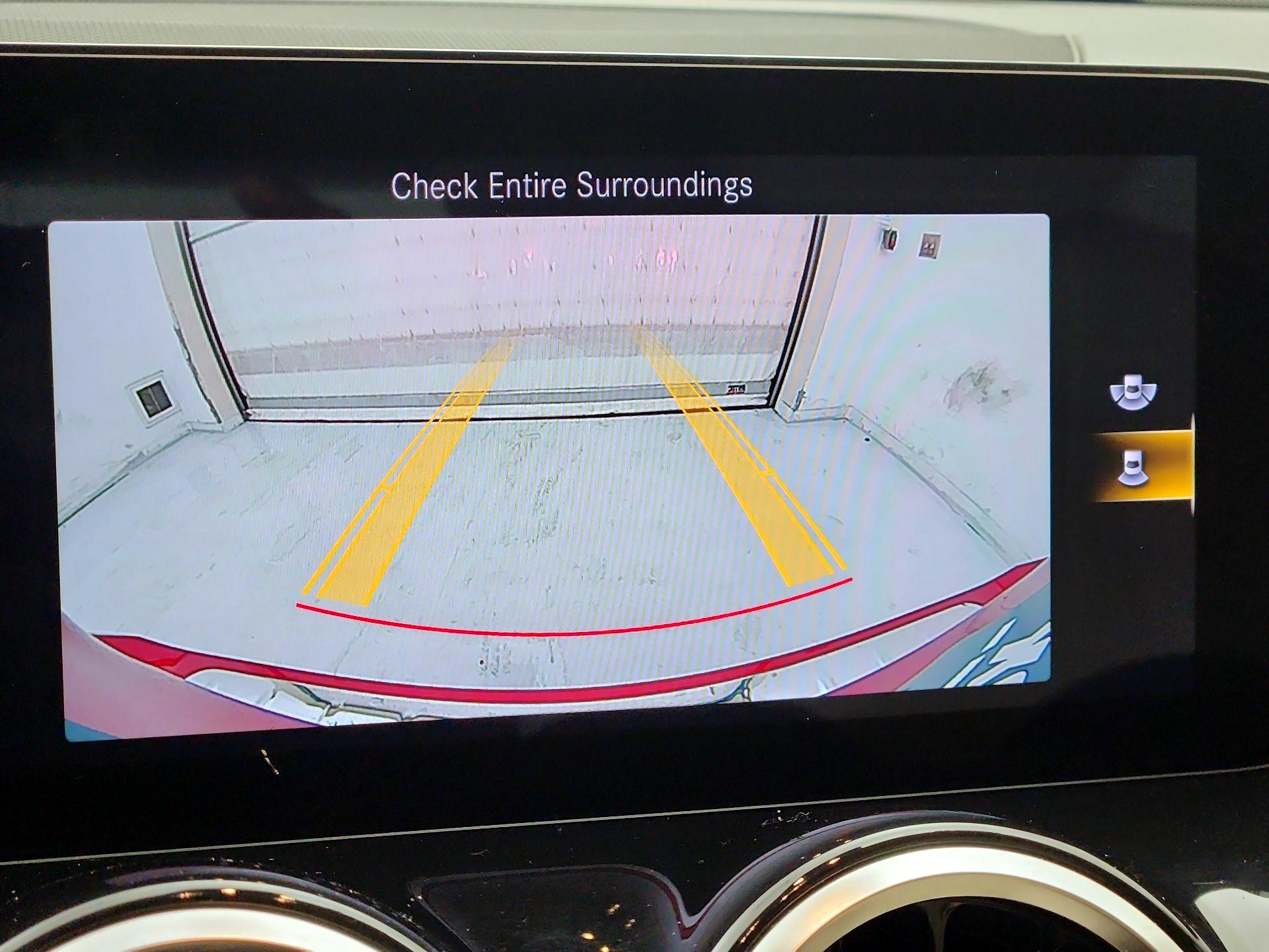 Thumbnail: 2022 Mercedes-Benz GLB - 14