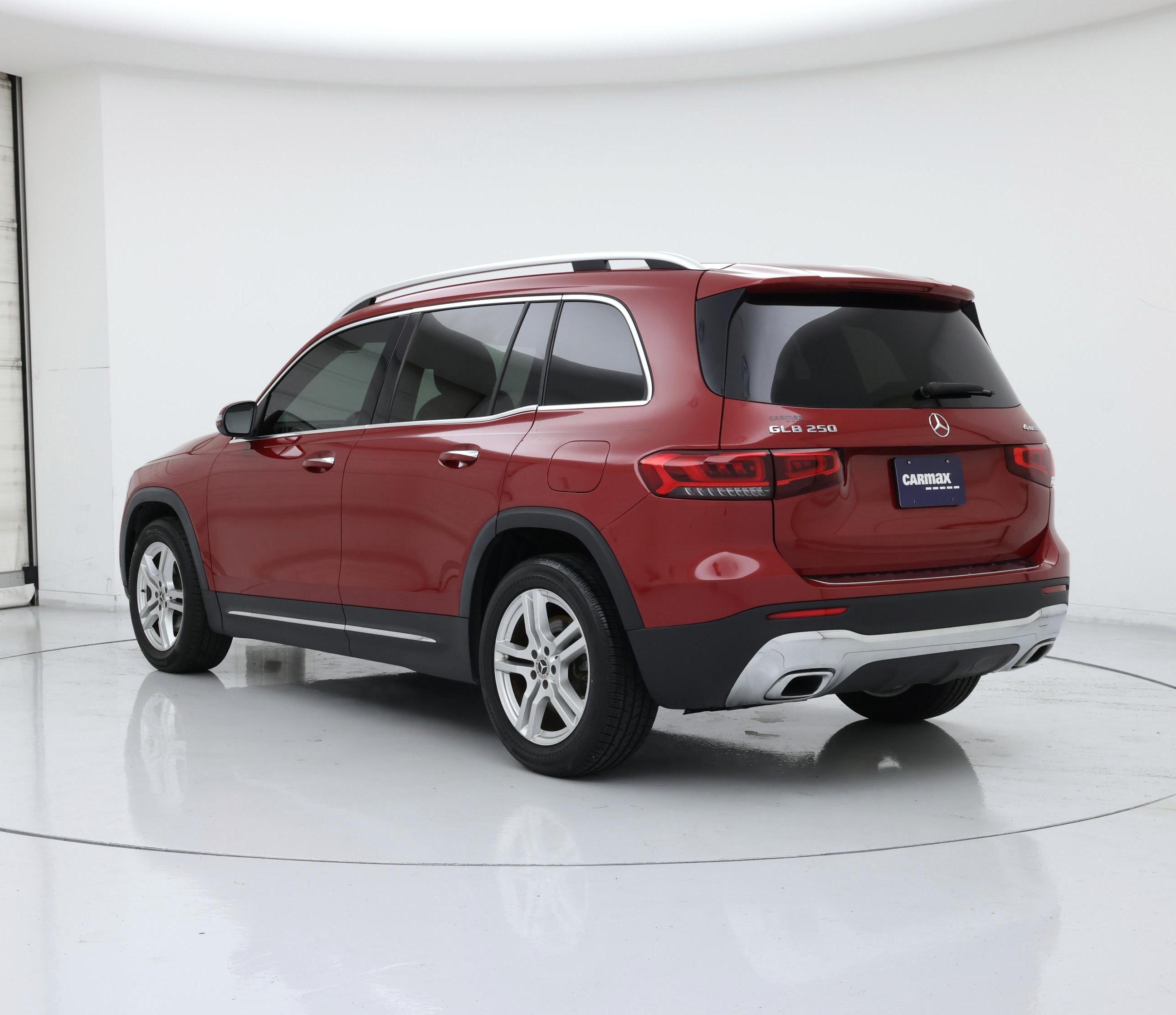 Thumbnail: 2022 Mercedes-Benz GLB - 2