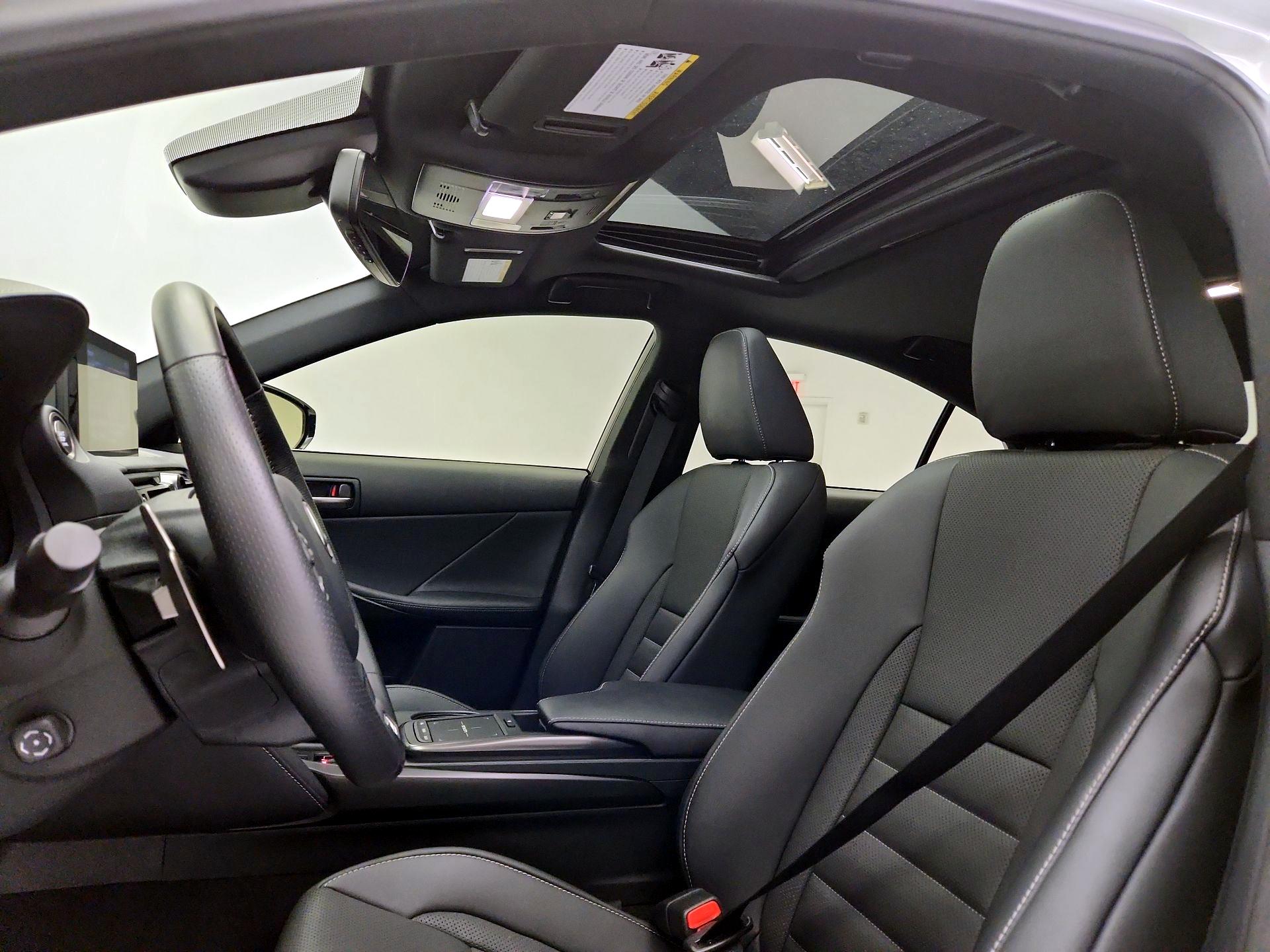 Thumbnail: 2023 Lexus IS - 20