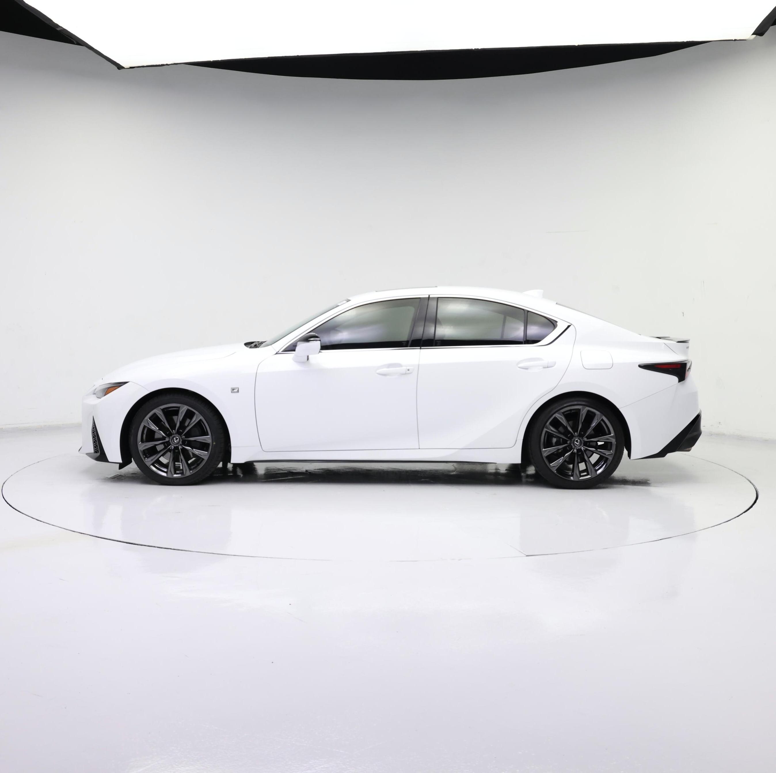 Thumbnail: 2023 Lexus IS - 3