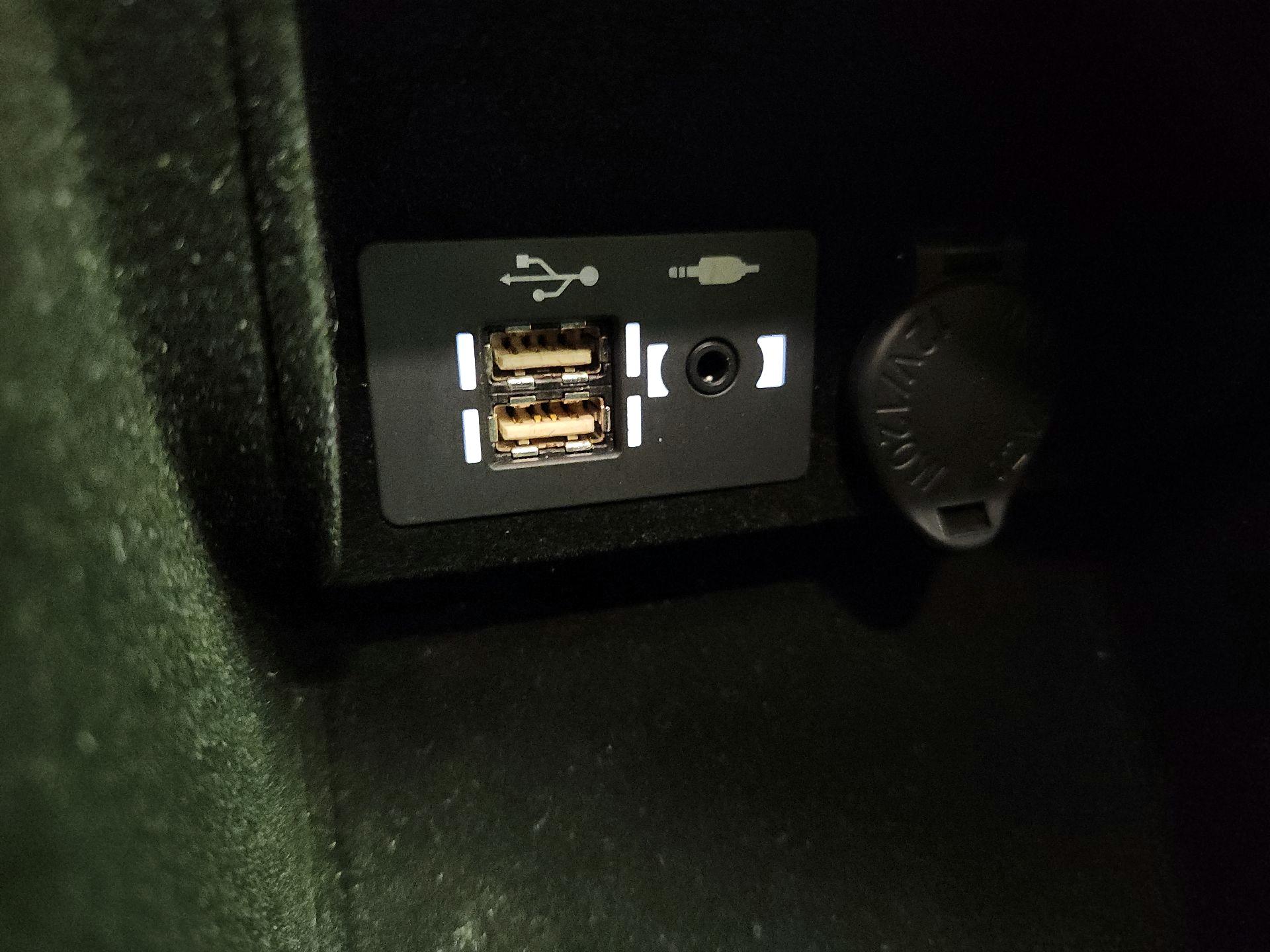 Thumbnail: 2022 Lexus IS - 19