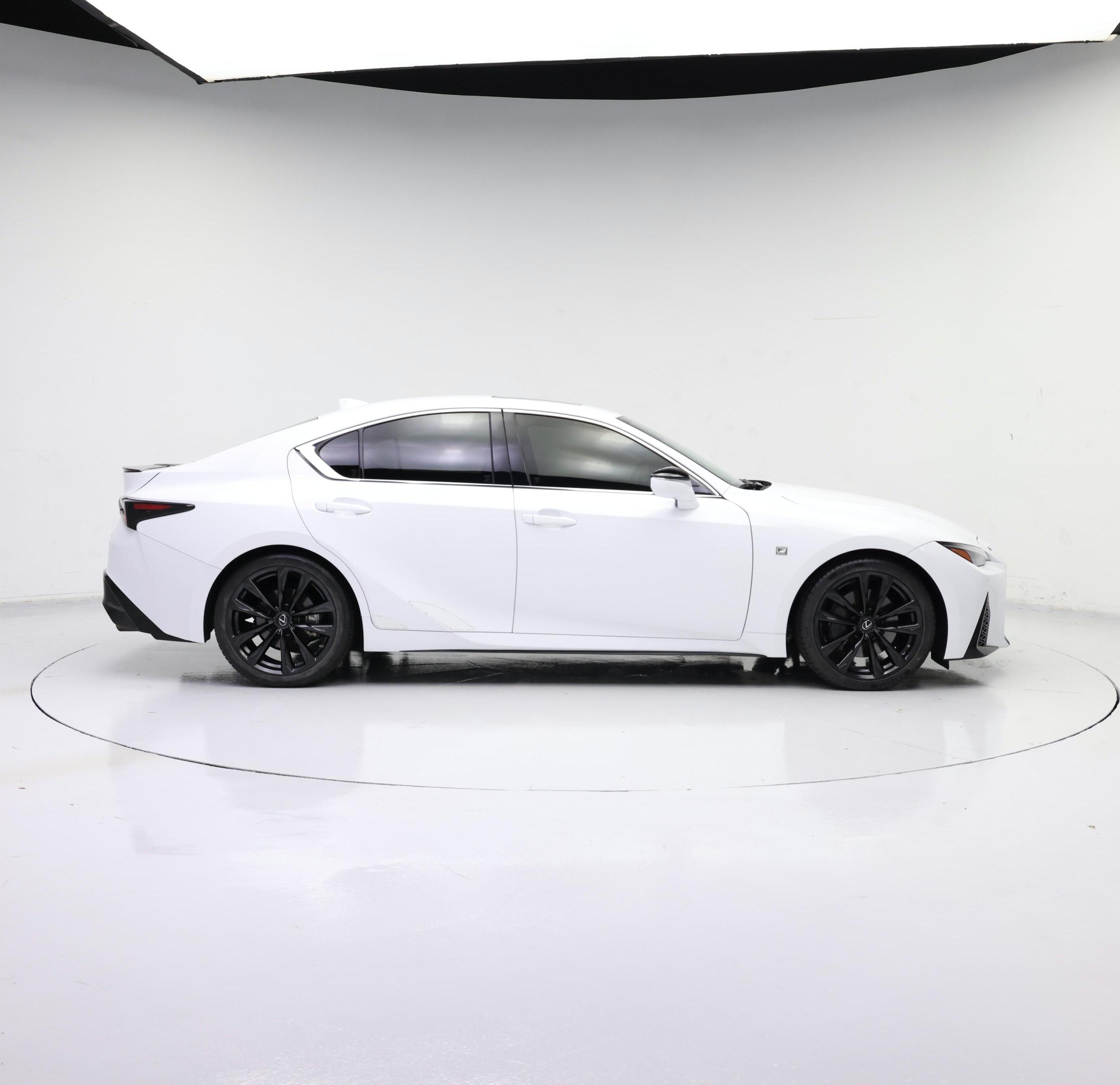 Thumbnail: 2022 Lexus IS - 7