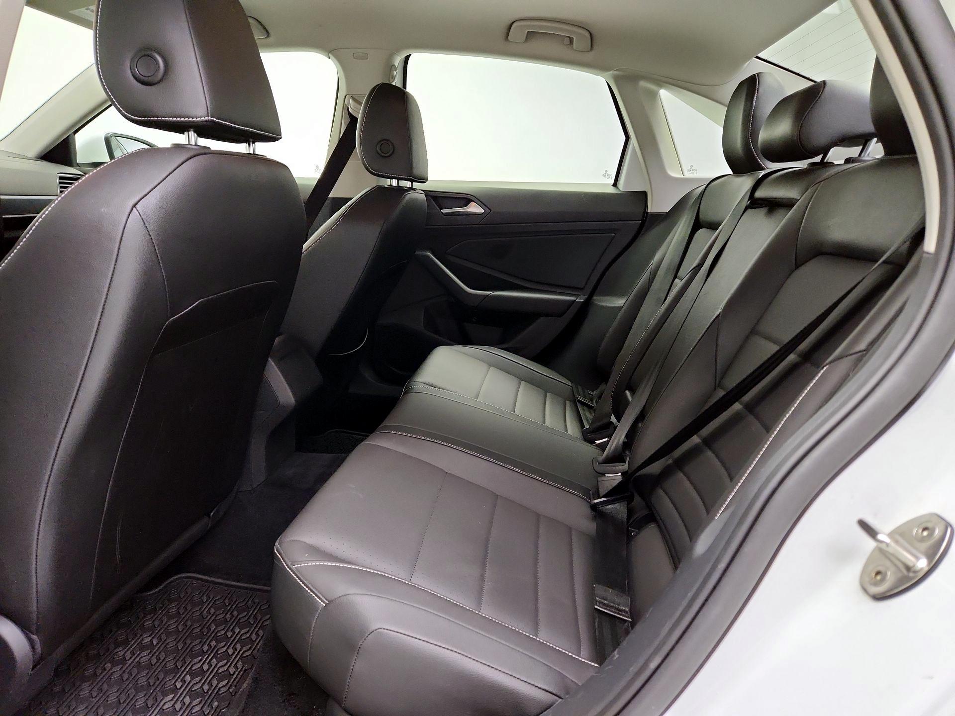 Thumbnail: 2023 Volkswagen Jetta - 19