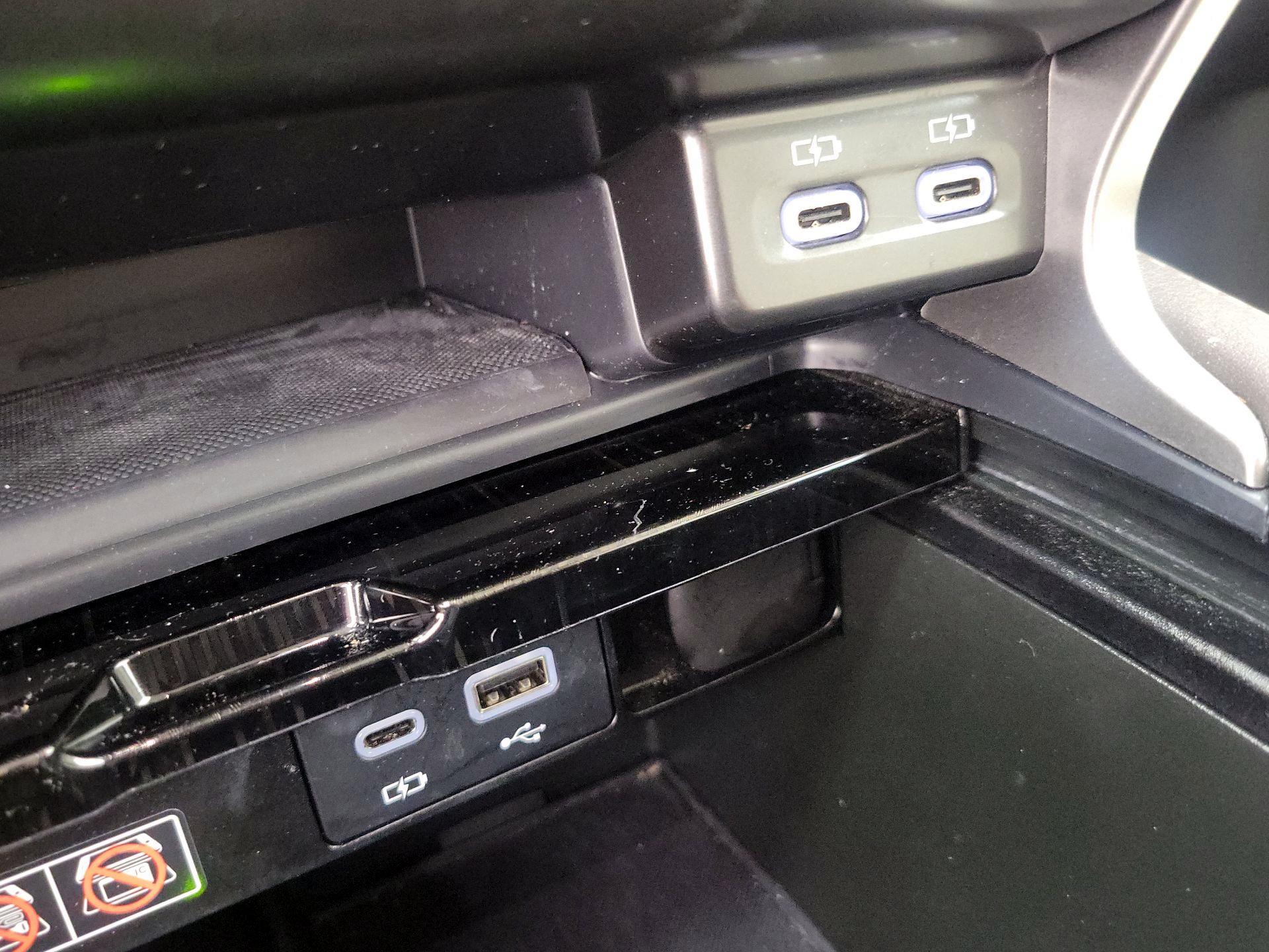 Thumbnail: 2023 Lexus RX - 18