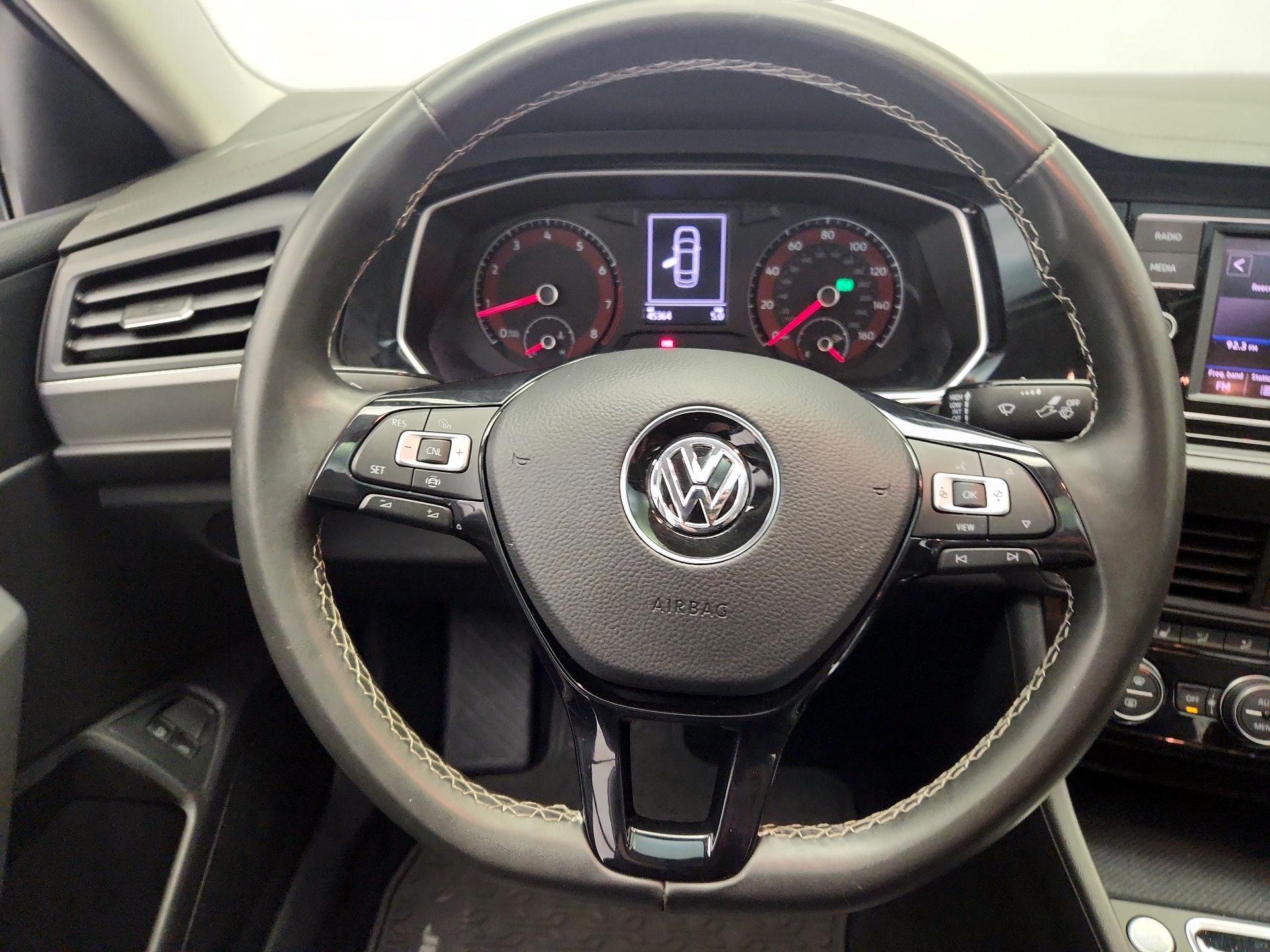 Thumbnail: 2021 Volkswagen Jetta - 10