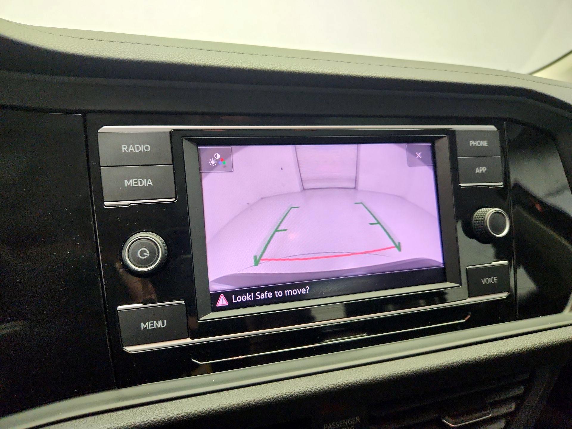 Thumbnail: 2021 Volkswagen Jetta - 14