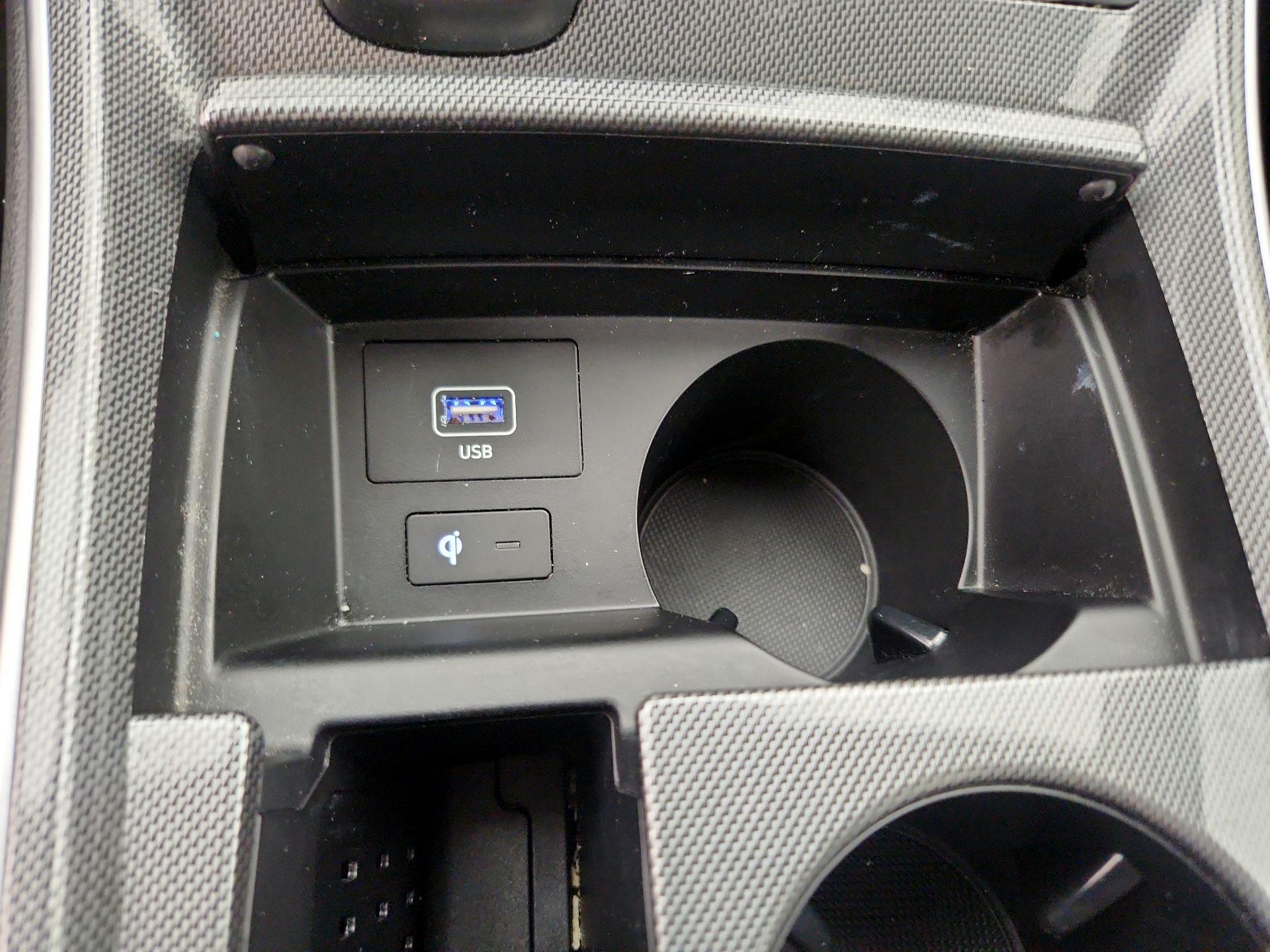 Thumbnail: 2022 Hyundai Santa Fe - 18