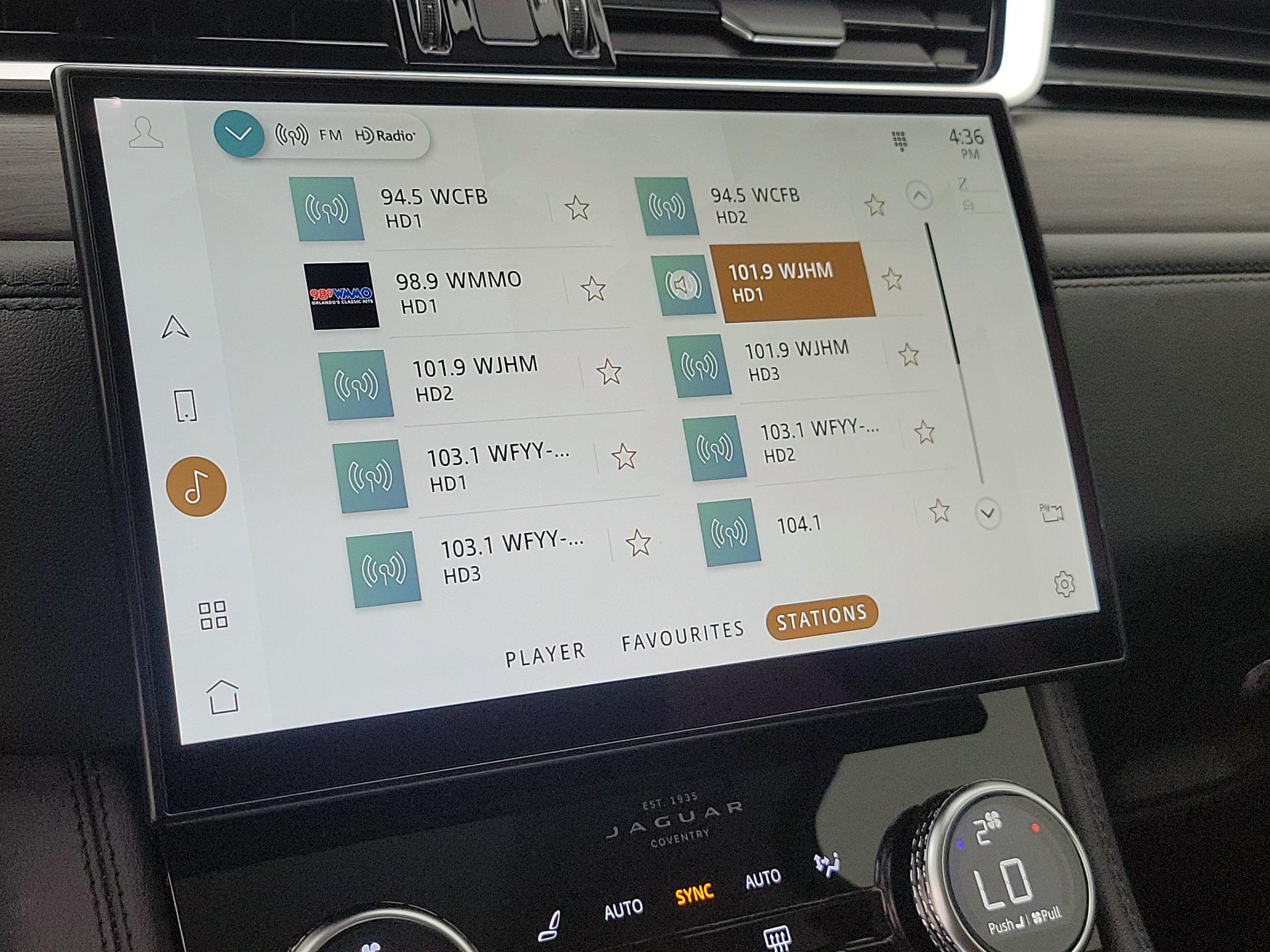 Thumbnail: 2022 Jaguar F-Pace - 16