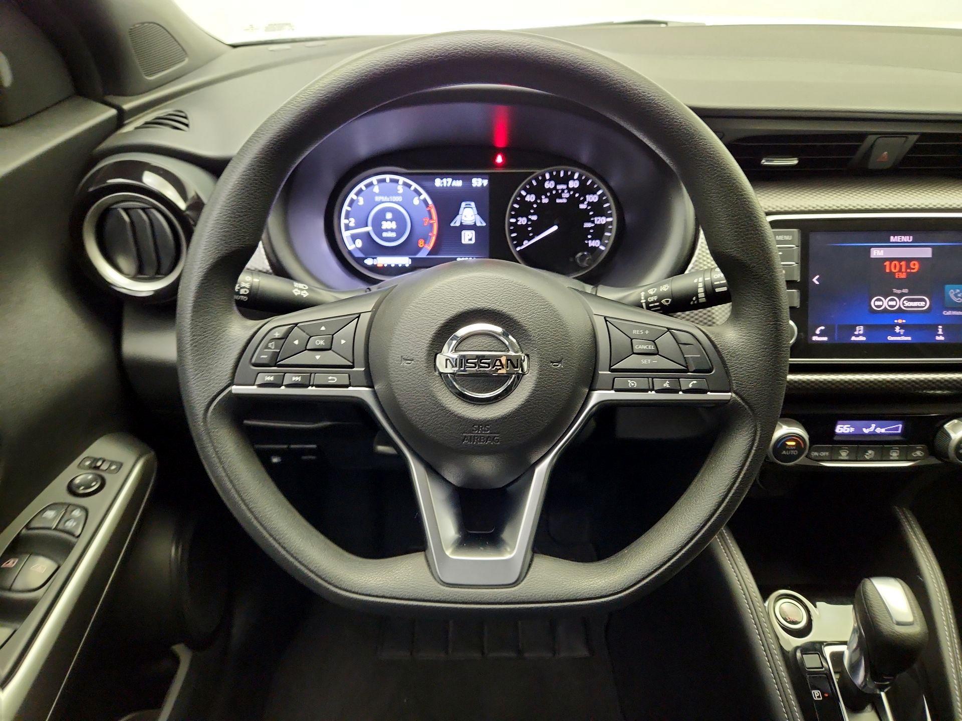 Thumbnail: 2020 Nissan Kicks - 10