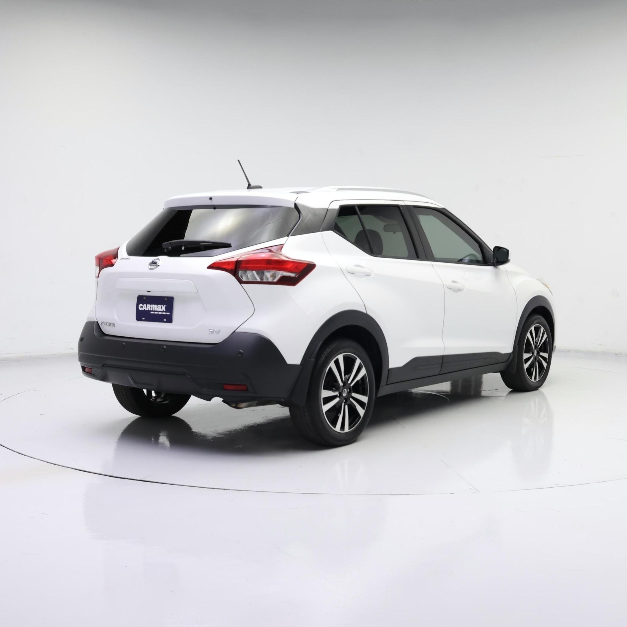Thumbnail: 2020 Nissan Kicks - 8