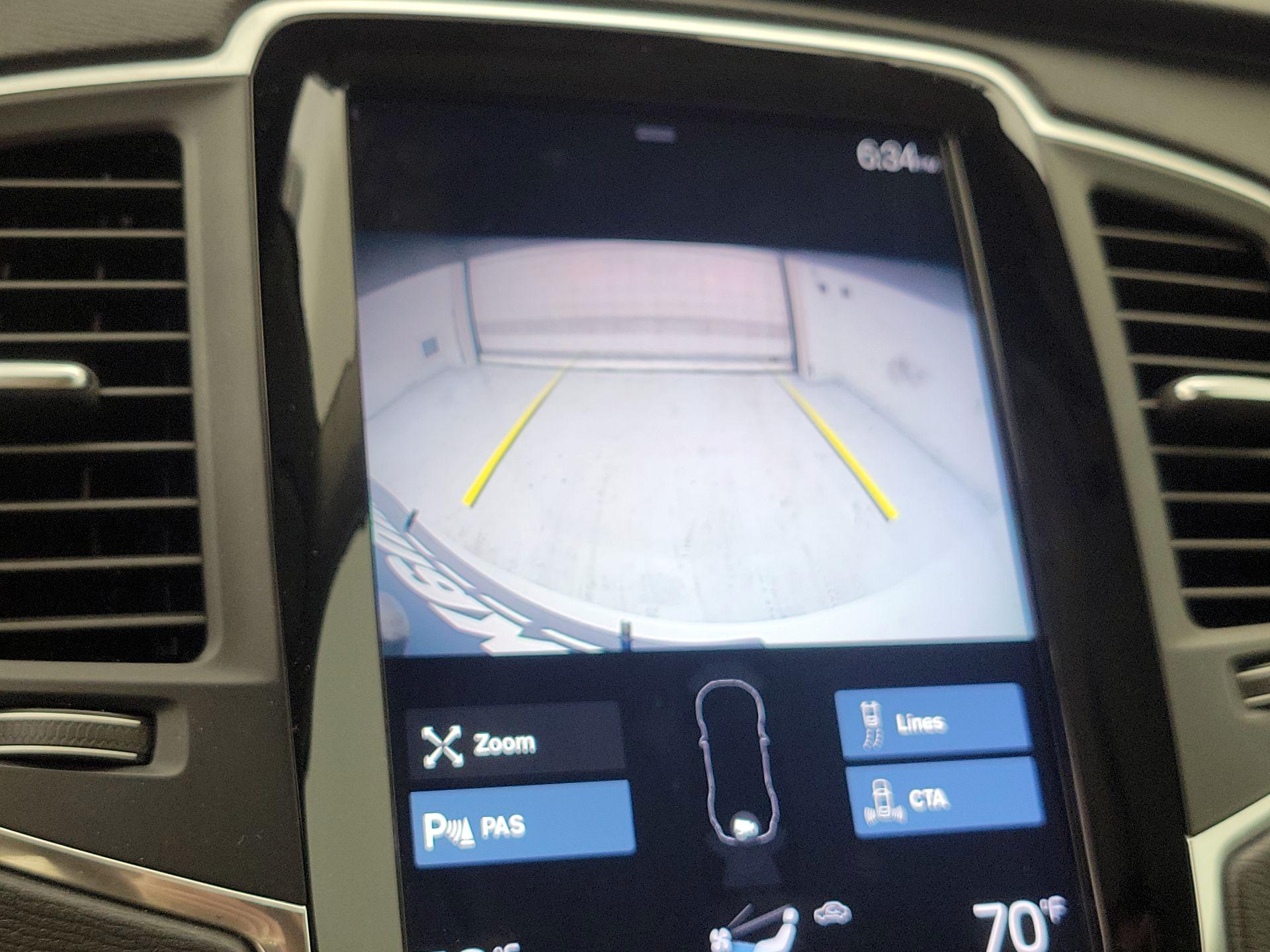 Thumbnail: 2021 Volvo XC90 - 15