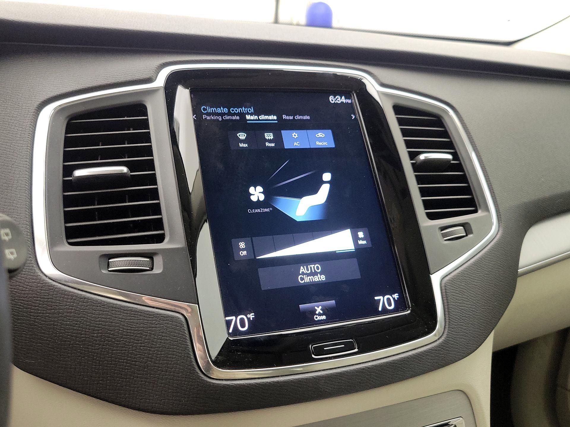 Thumbnail: 2021 Volvo XC90 - 17