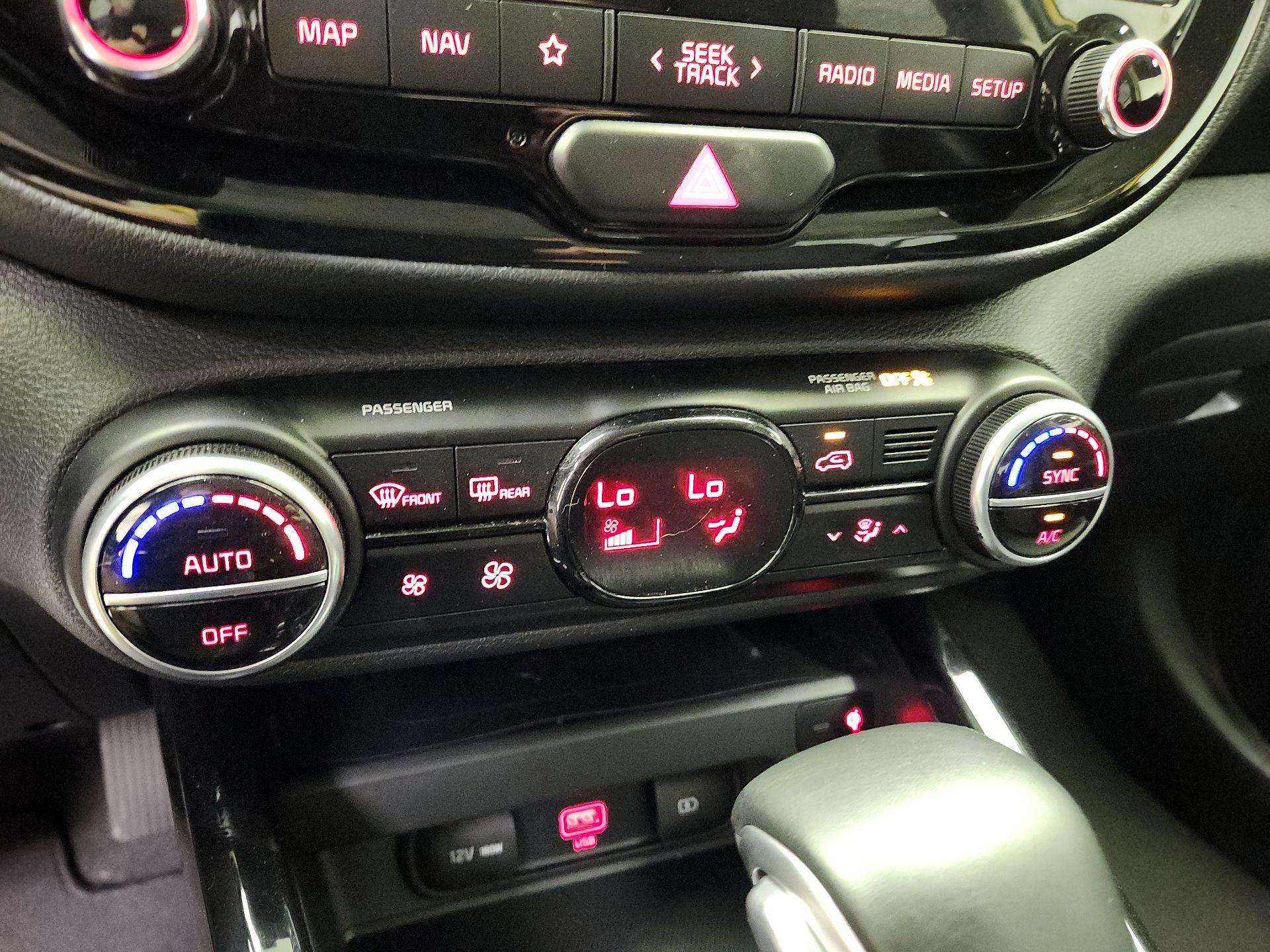 Thumbnail: 2020 Kia Soul - 17