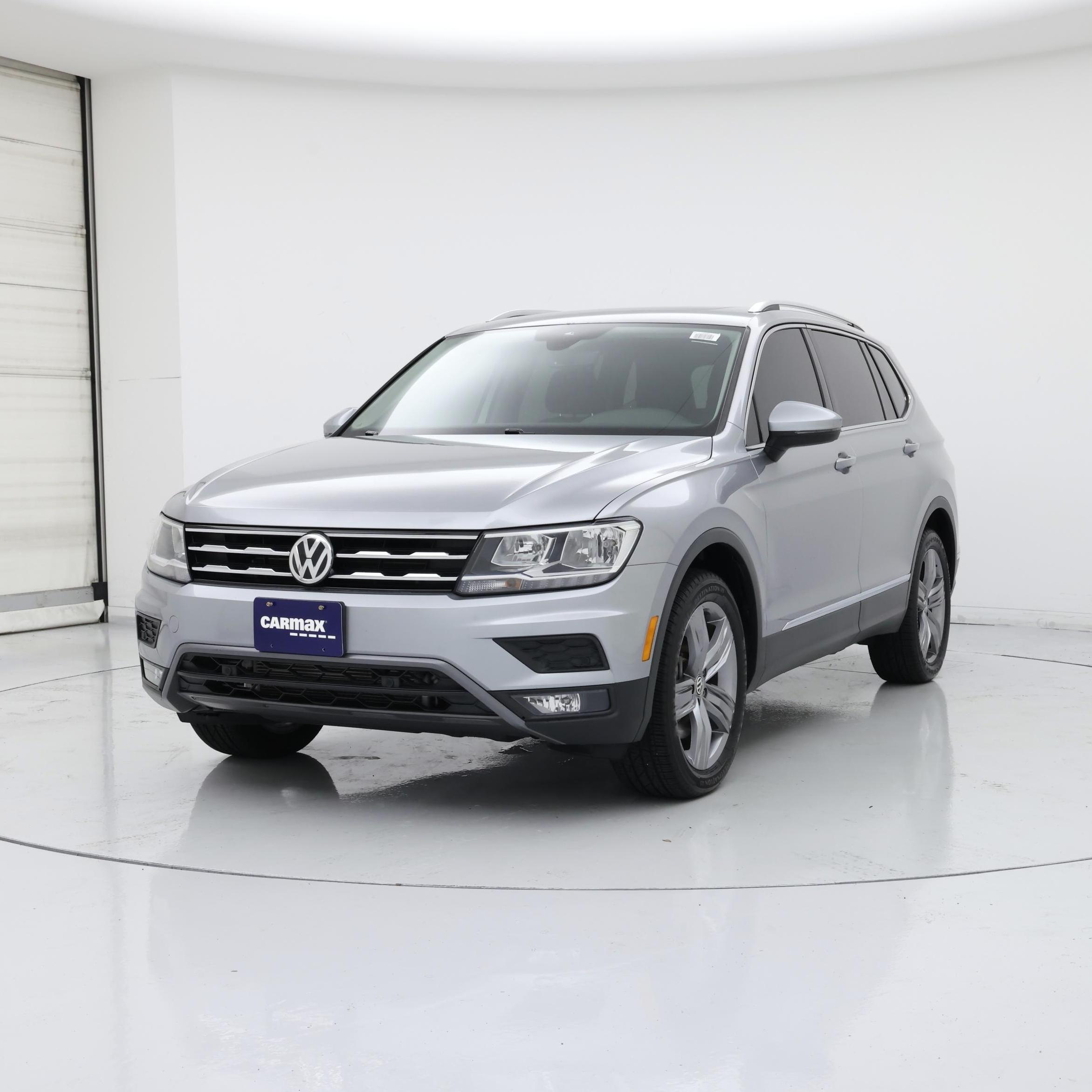 Thumbnail: 2021 Volkswagen Tiguan - 4