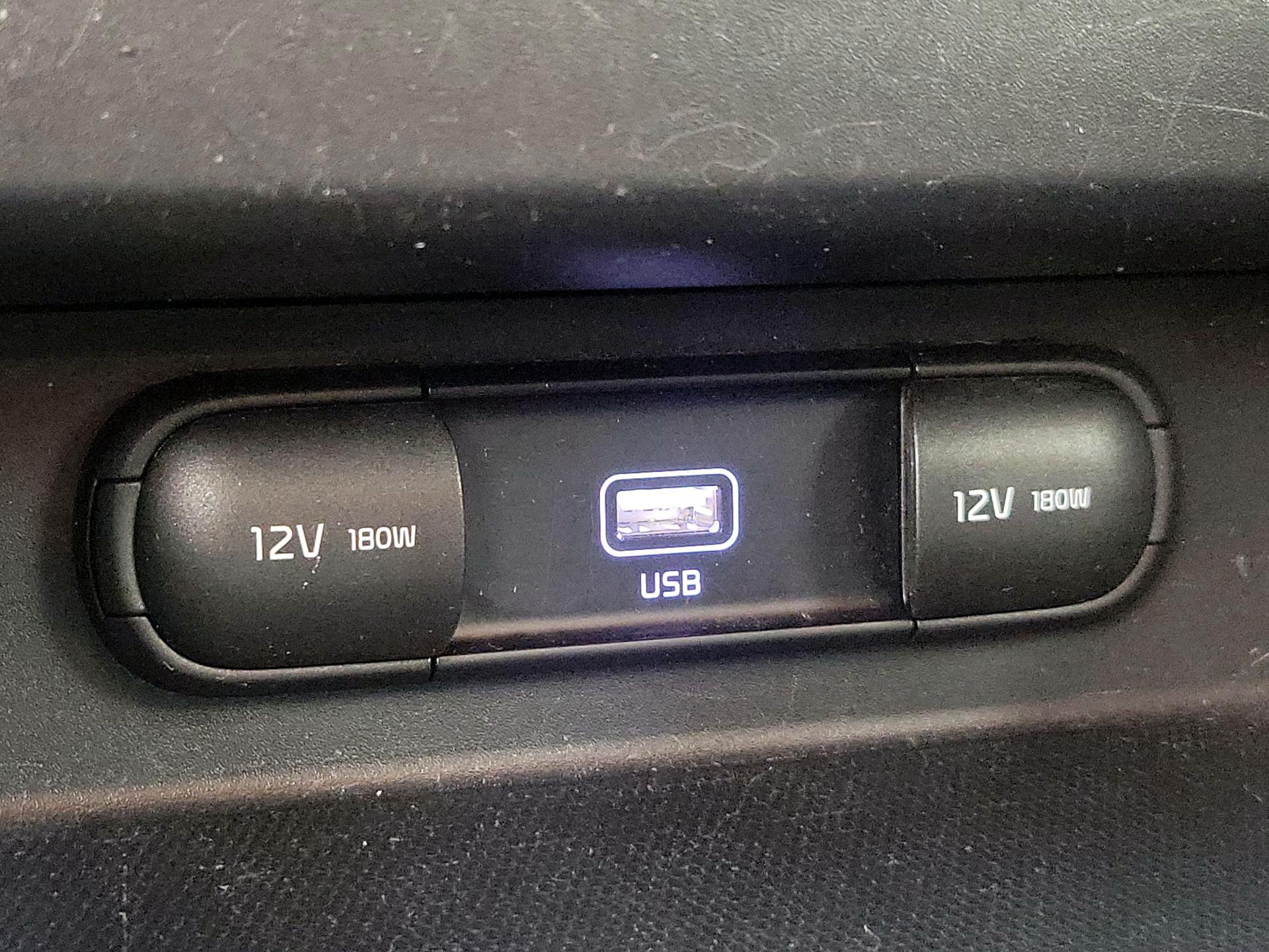 Thumbnail: 2021 Kia Seltos - 18