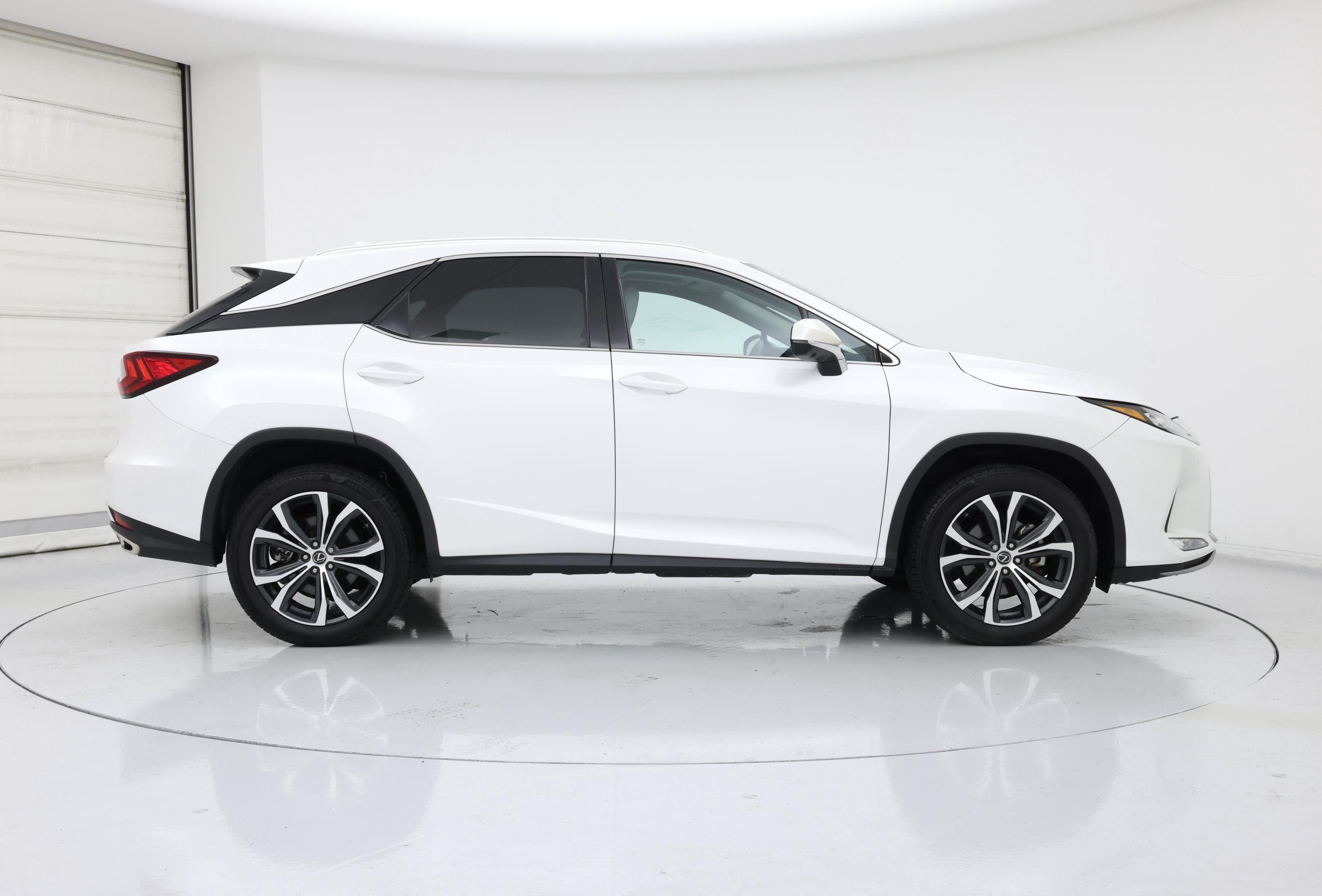 Thumbnail: 2022 Lexus RX - 7