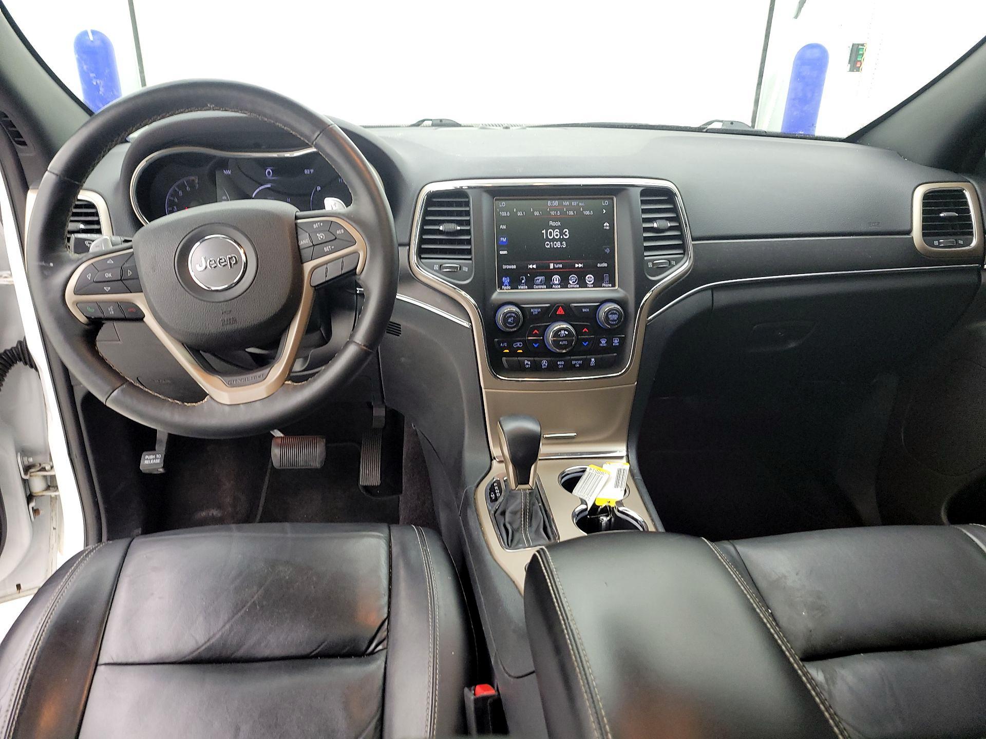 Thumbnail: 2017 Jeep Grand Cherokee - 9