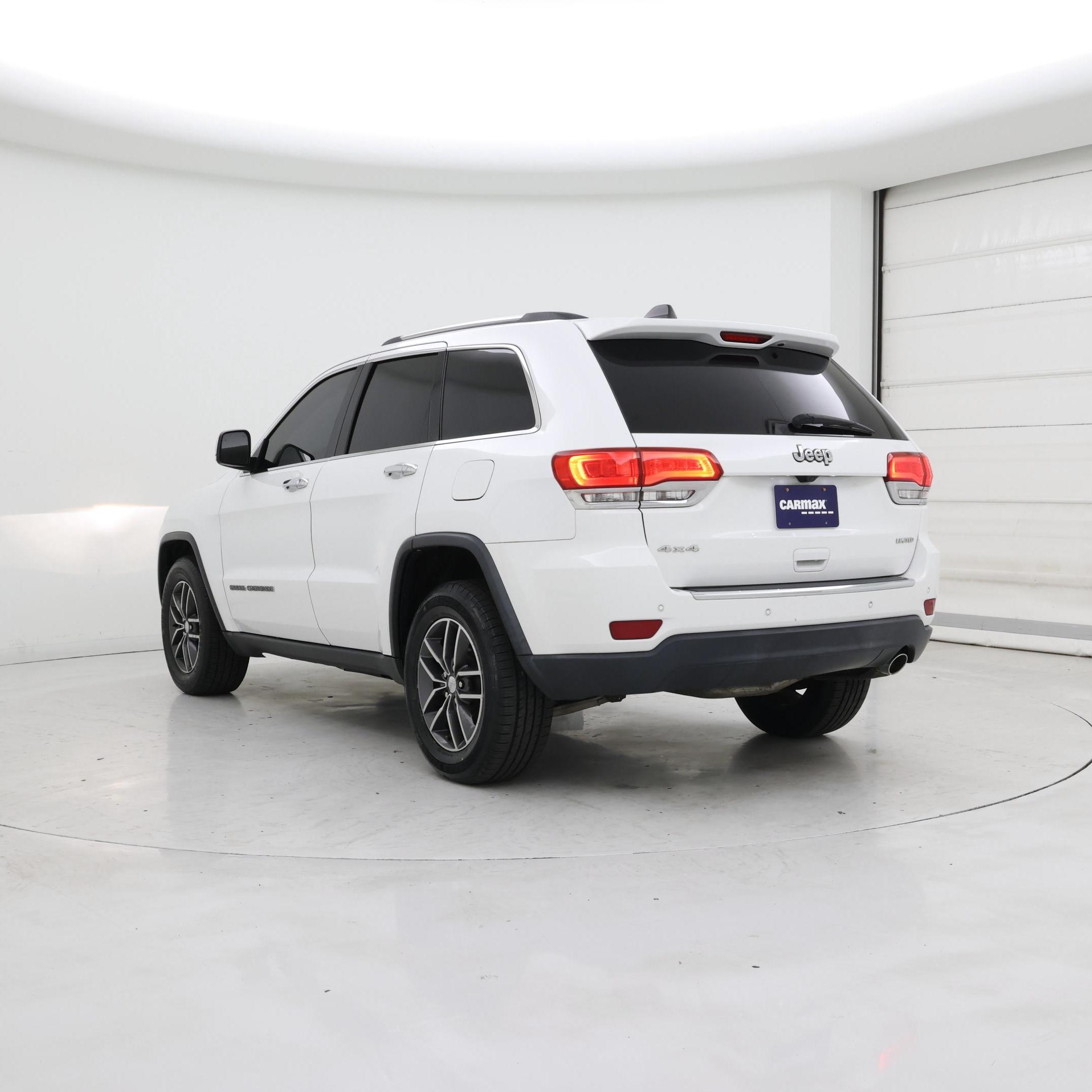 Thumbnail: 2017 Jeep Grand Cherokee - 2