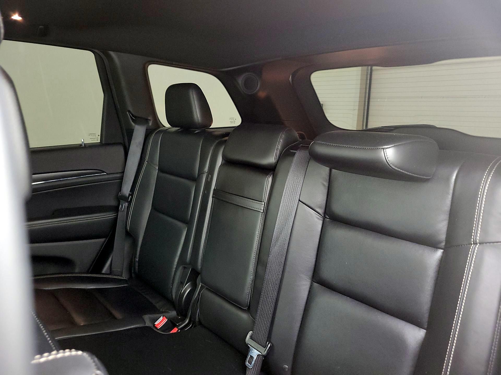 Thumbnail: 2017 Jeep Grand Cherokee - 19