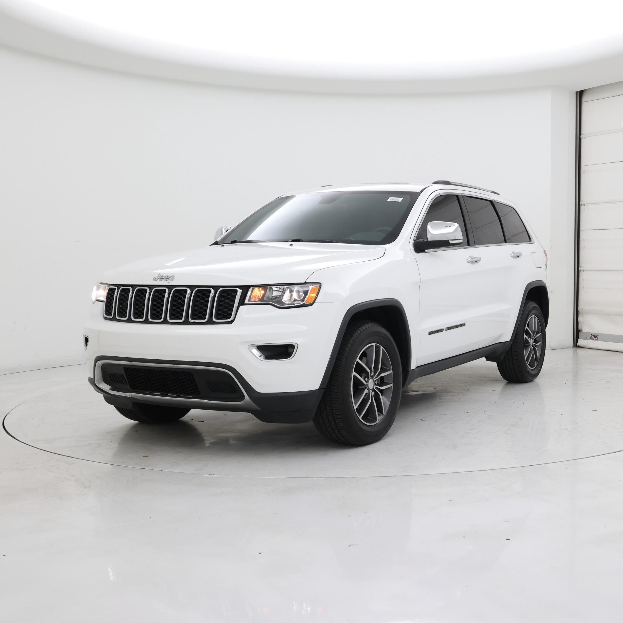 Thumbnail: 2017 Jeep Grand Cherokee - 4