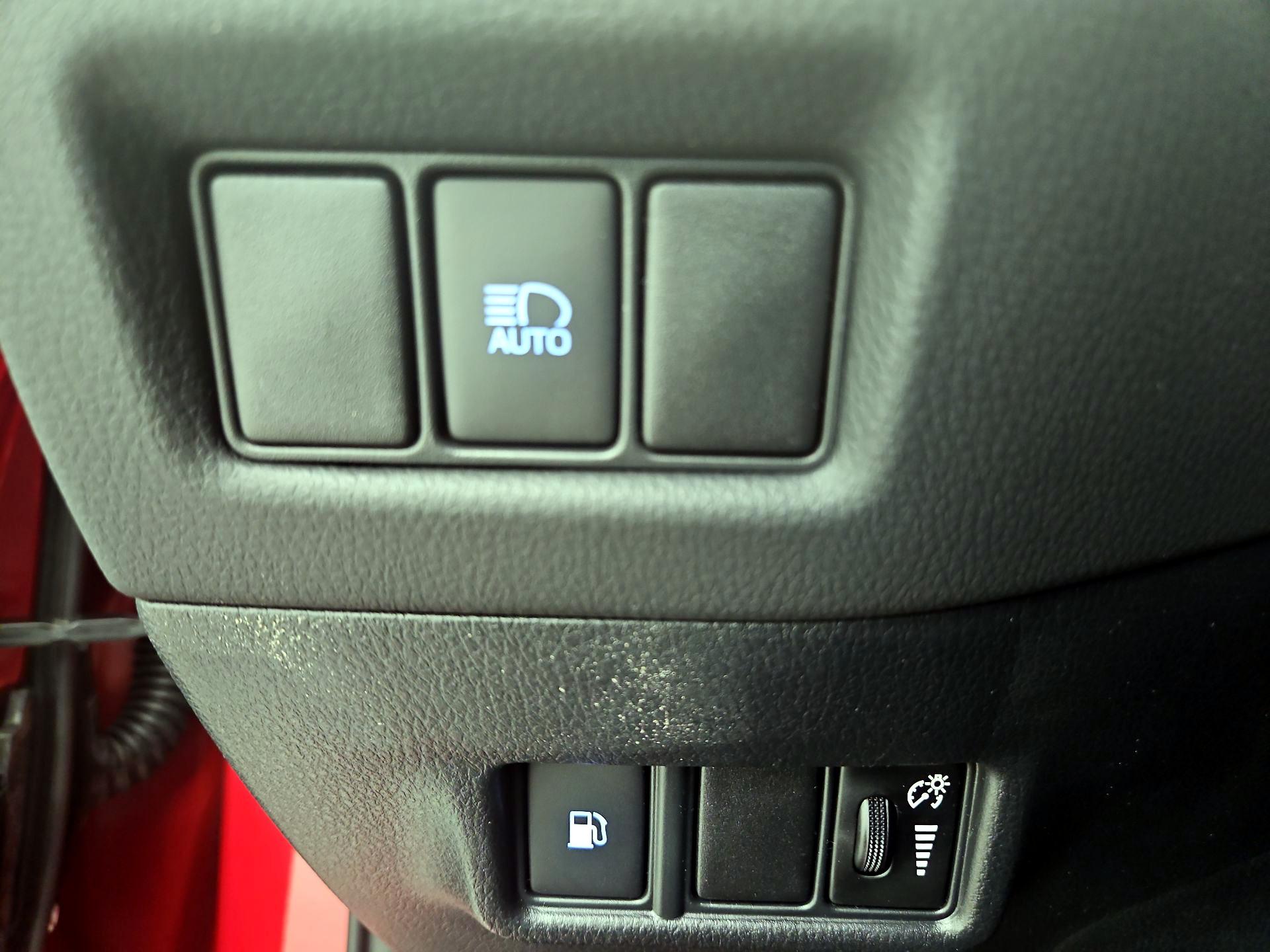 Thumbnail: 2020 Toyota C-HR - 13