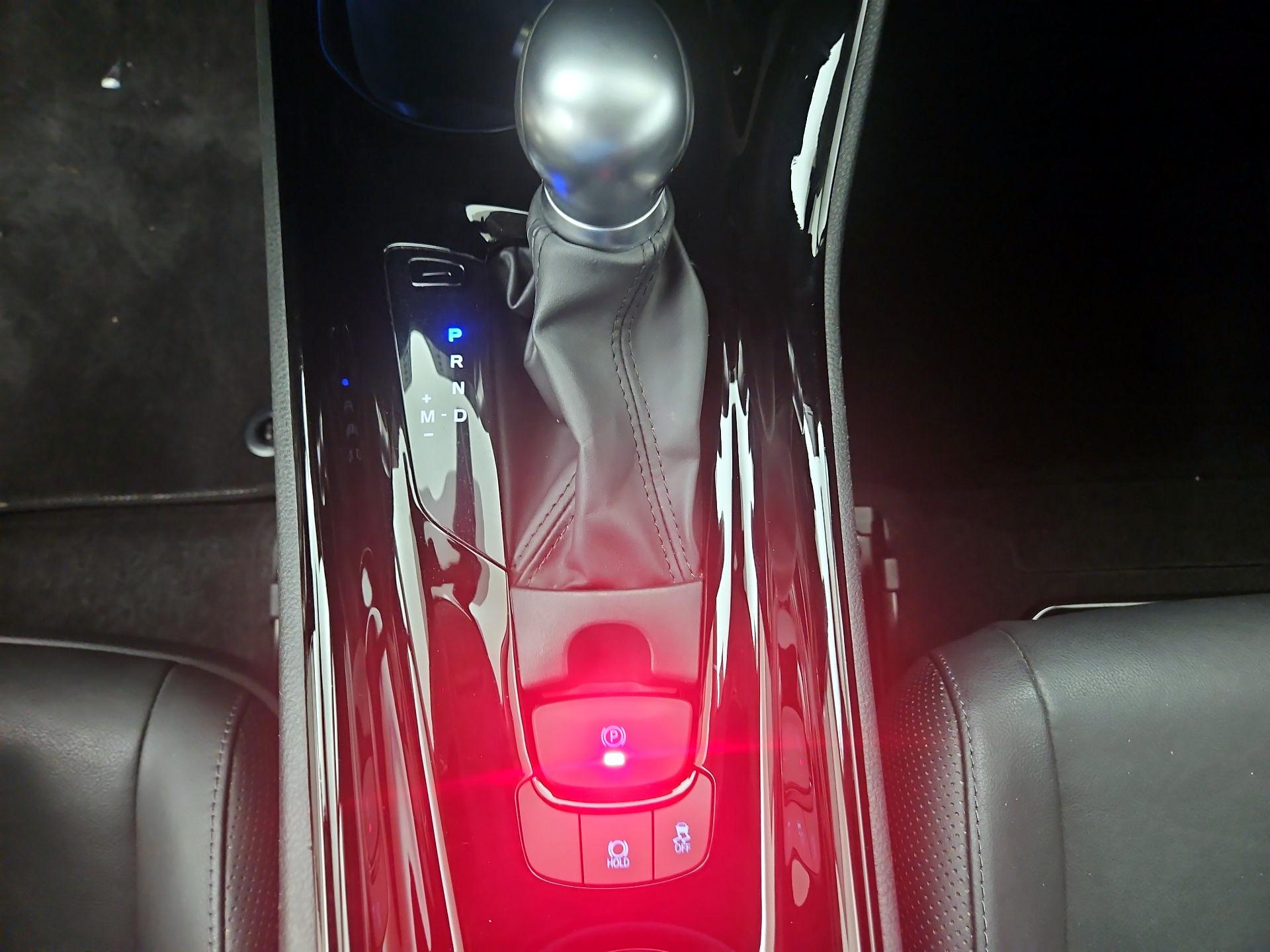 Thumbnail: 2020 Toyota C-HR - 17