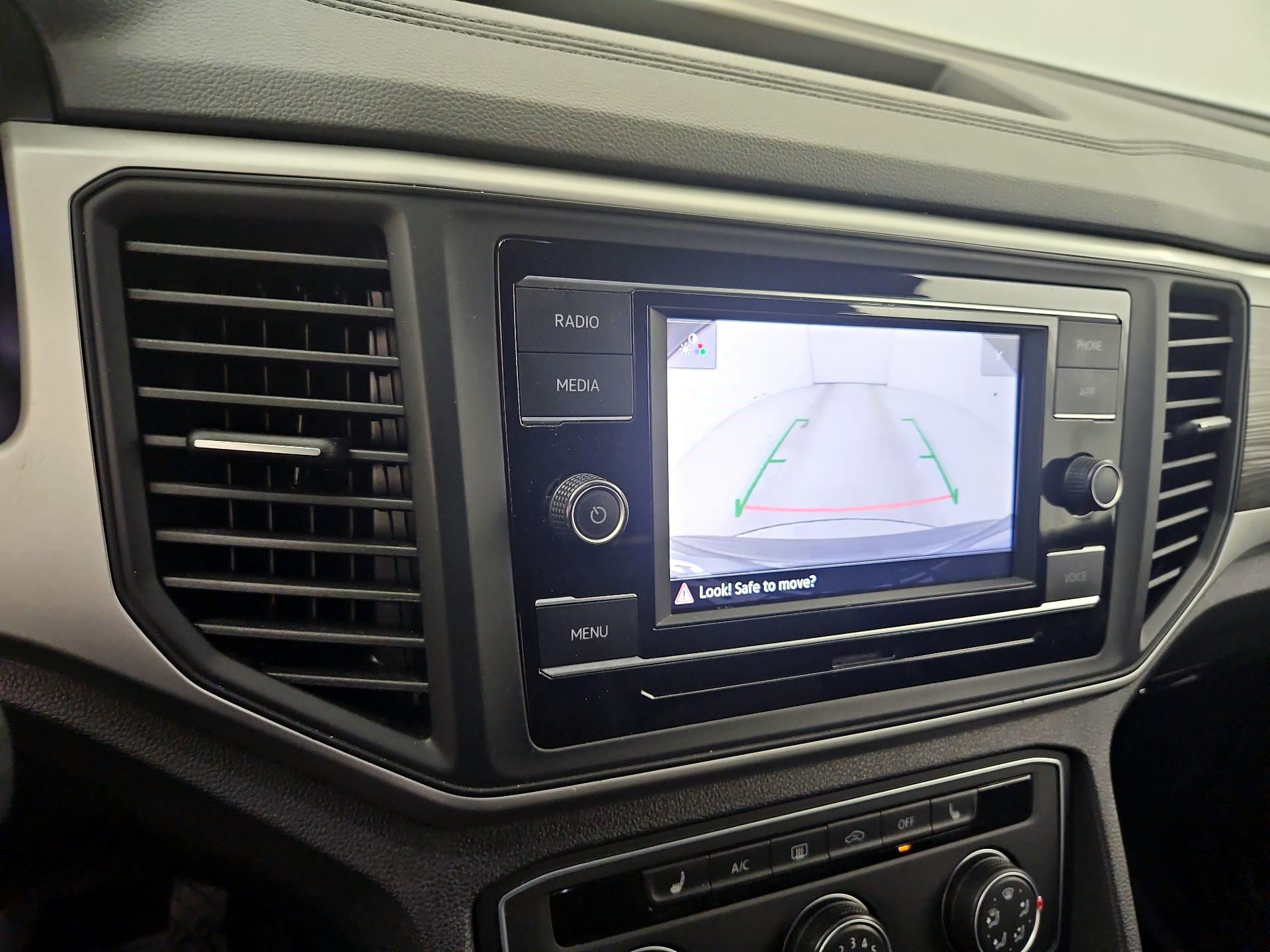 Thumbnail: 2023 Volkswagen Atlas - 14