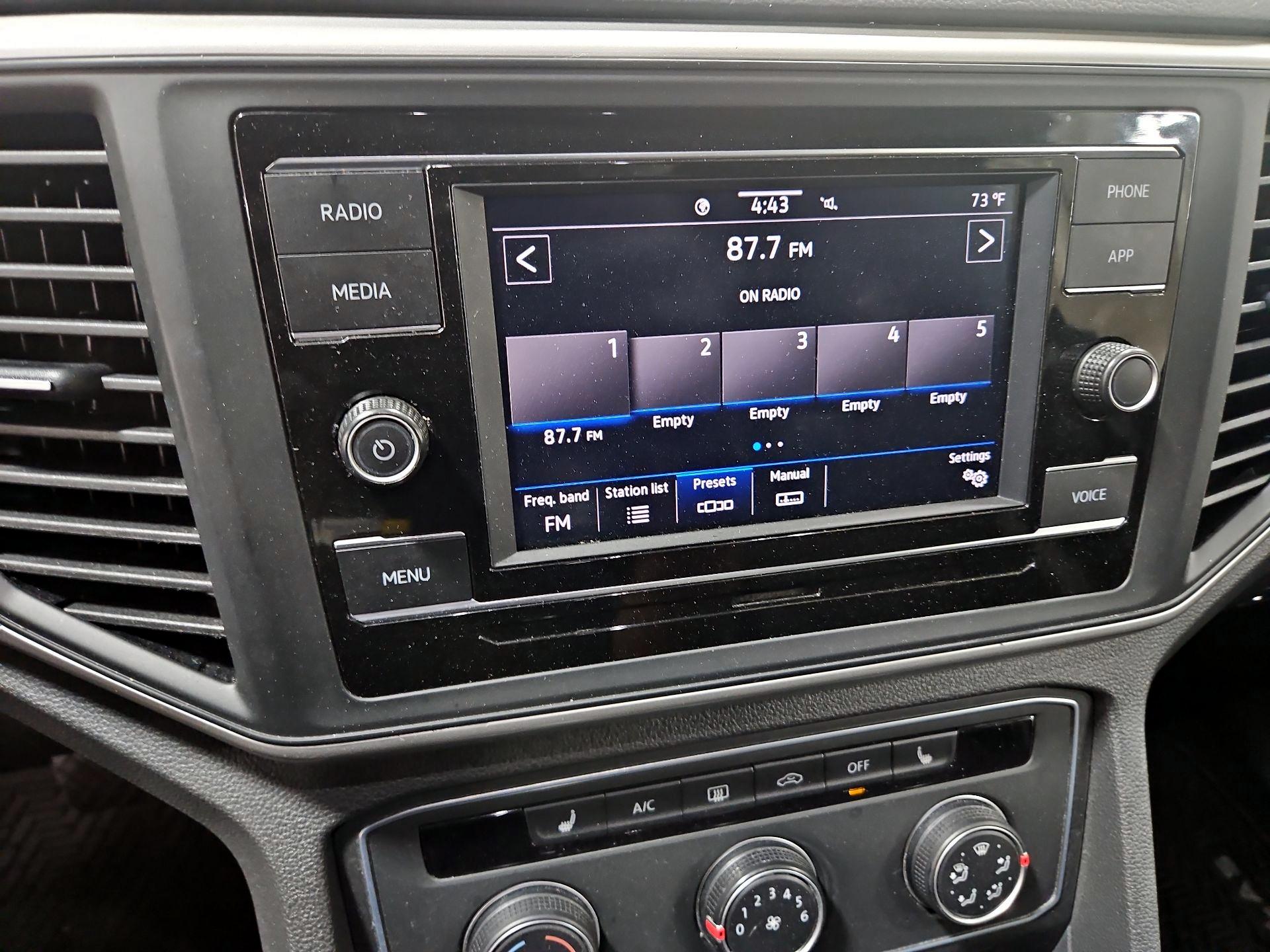 Thumbnail: 2023 Volkswagen Atlas - 15