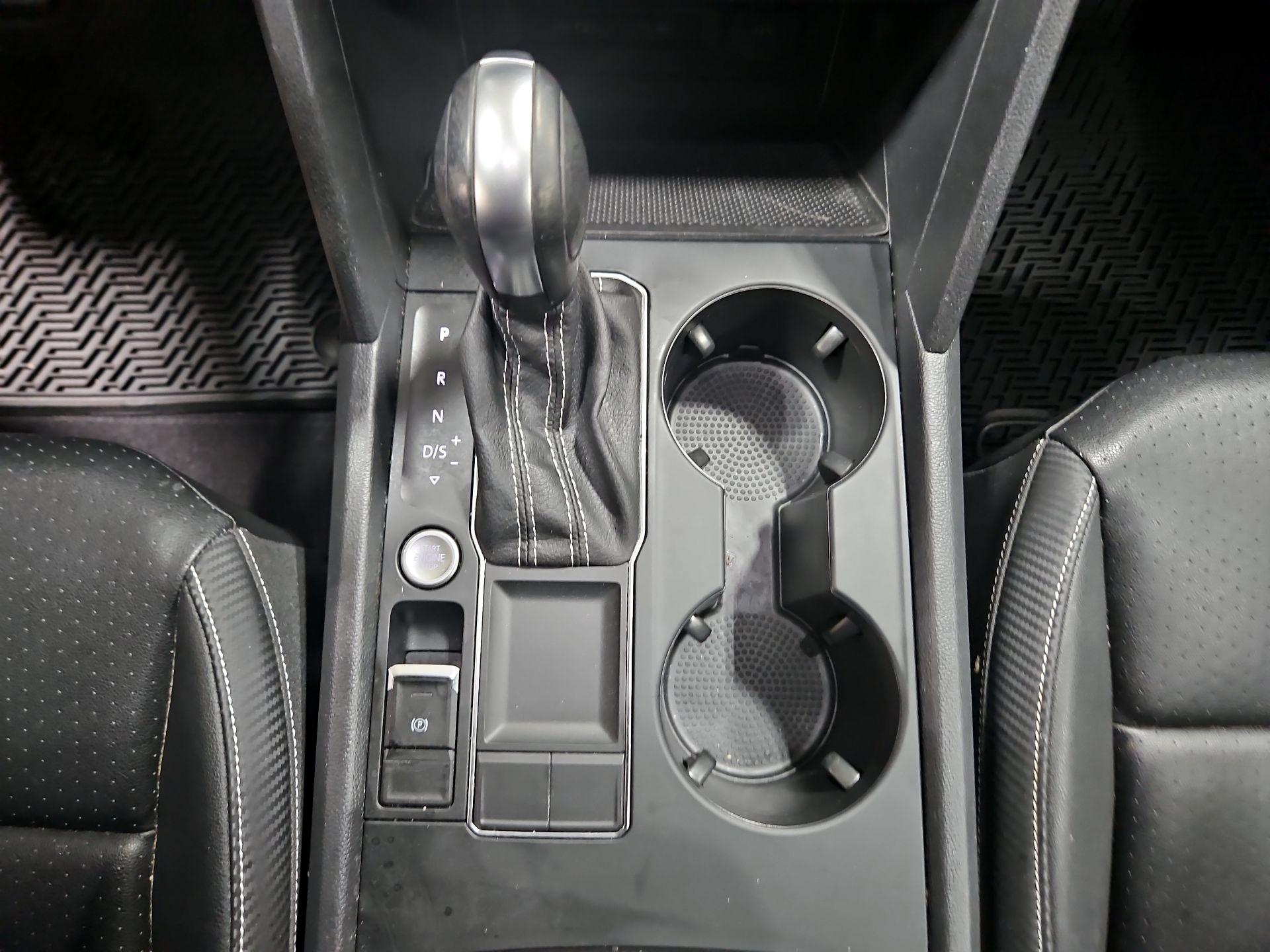 Thumbnail: 2023 Volkswagen Atlas - 17