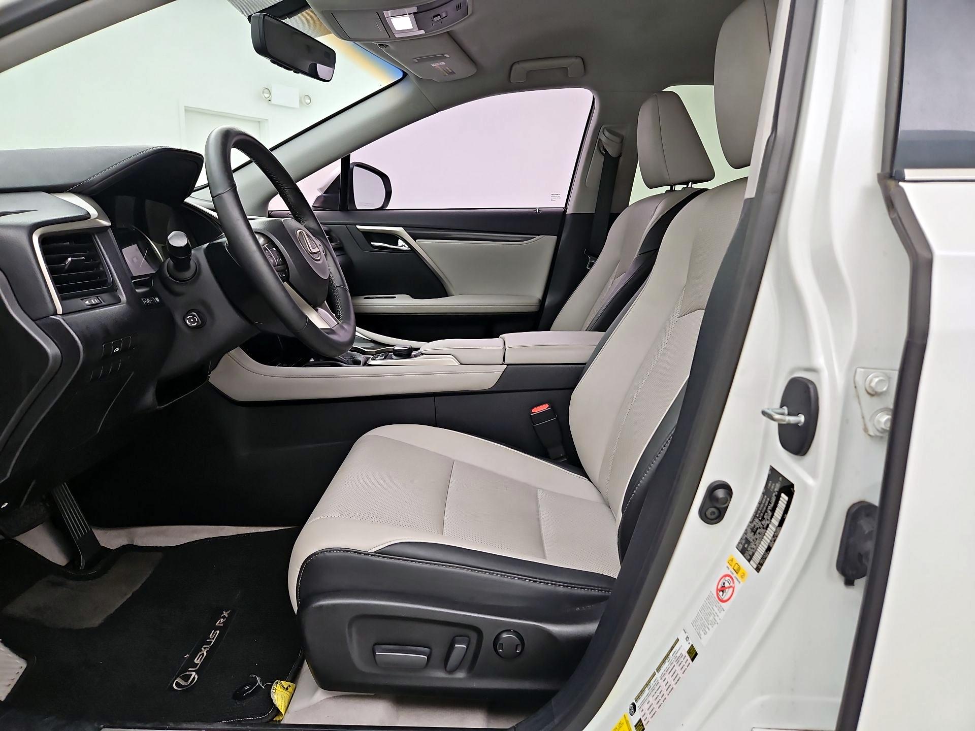 Thumbnail: 2016 Lexus RX - 11