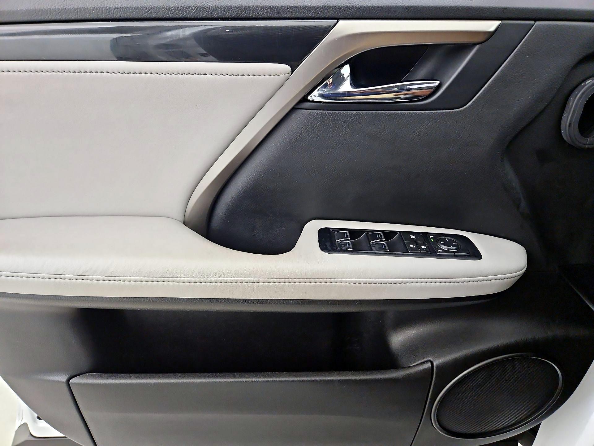 Thumbnail: 2016 Lexus RX - 12