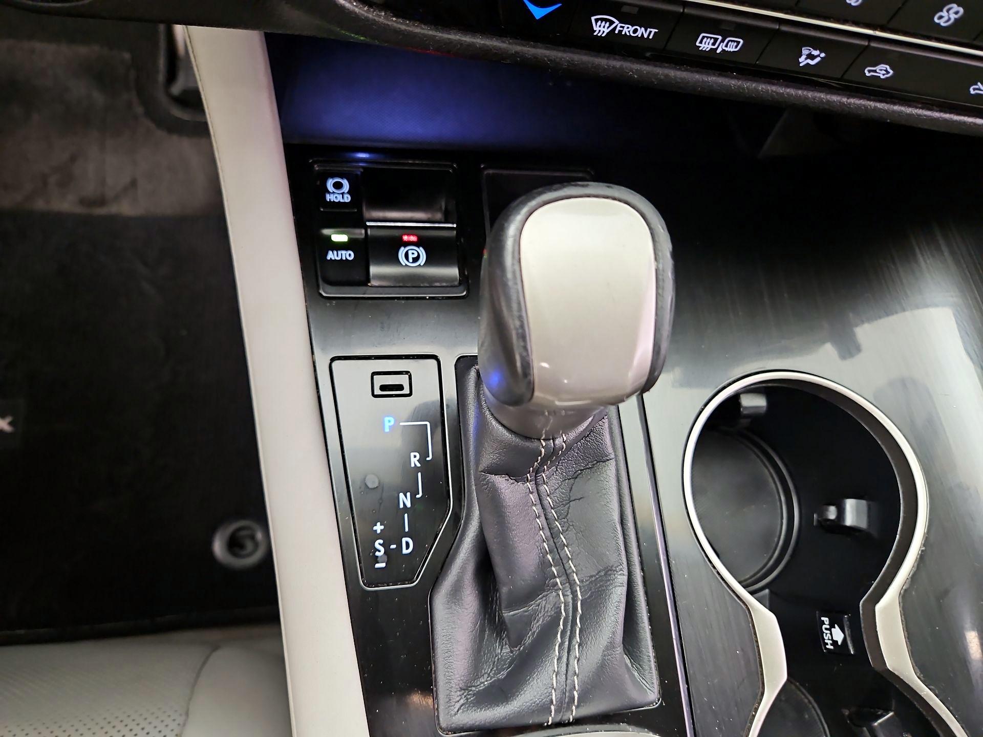 Thumbnail: 2016 Lexus RX - 17