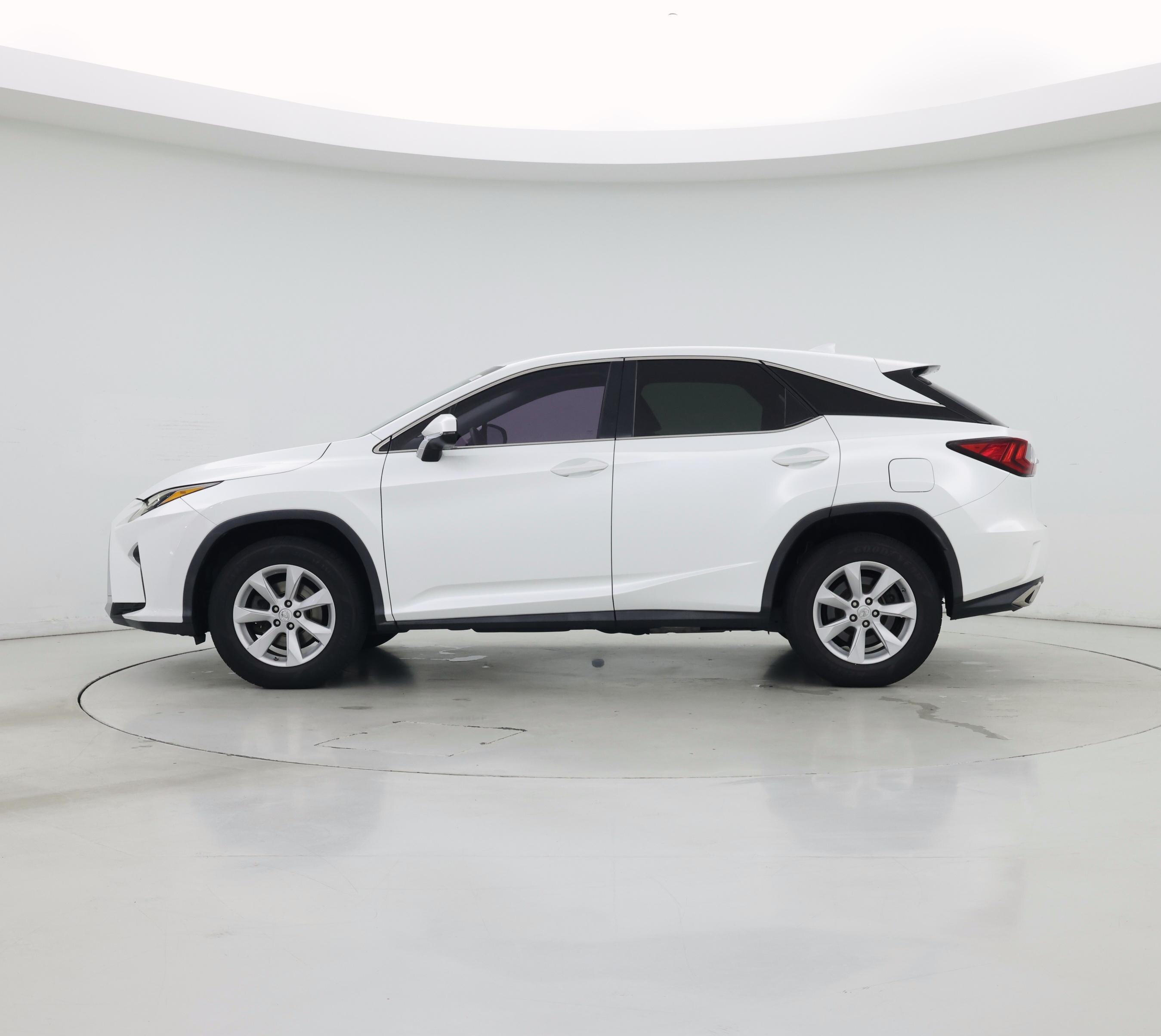 Thumbnail: 2016 Lexus RX - 3