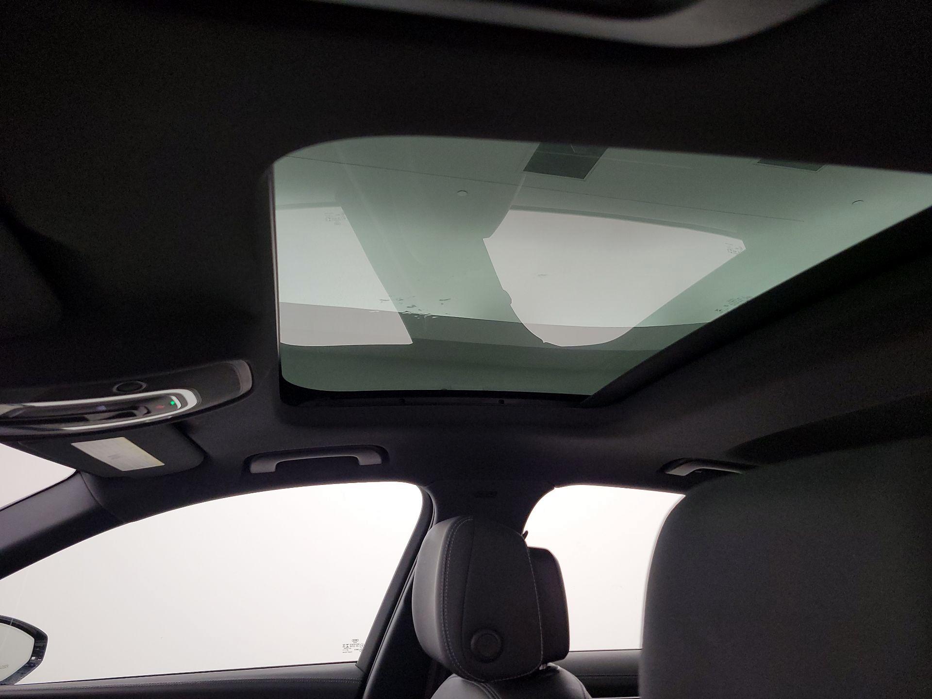 Thumbnail: 2021 Audi A6 - 18