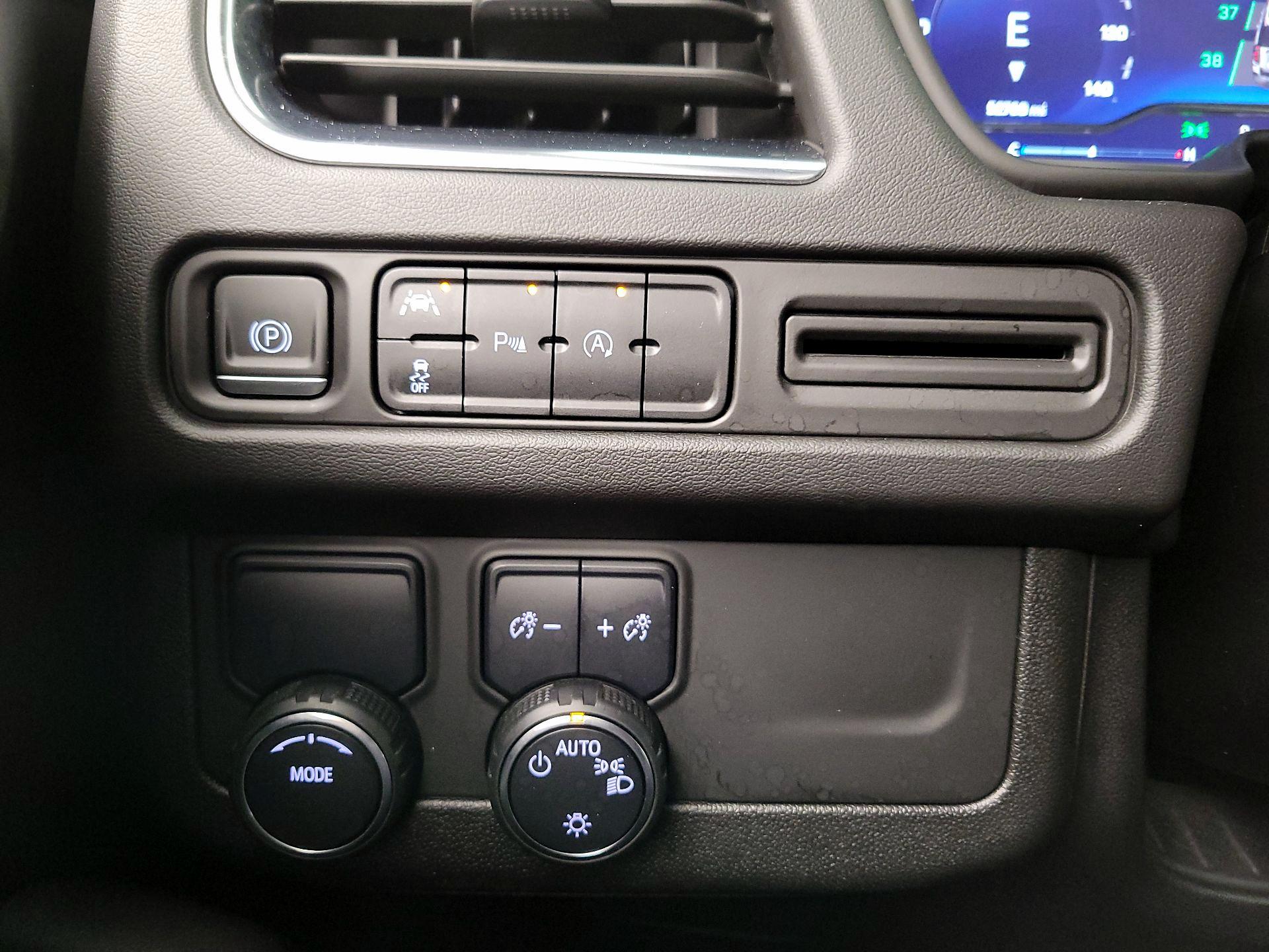 Thumbnail: 2023 Chevrolet Suburban - 13