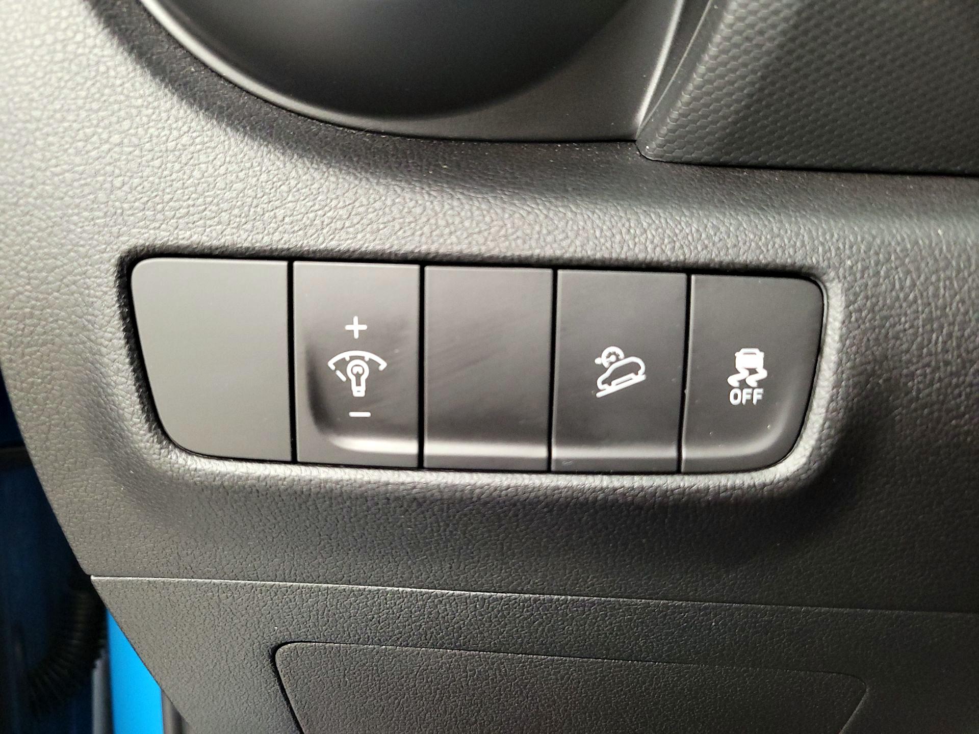 Thumbnail: 2022 Hyundai Kona - 13