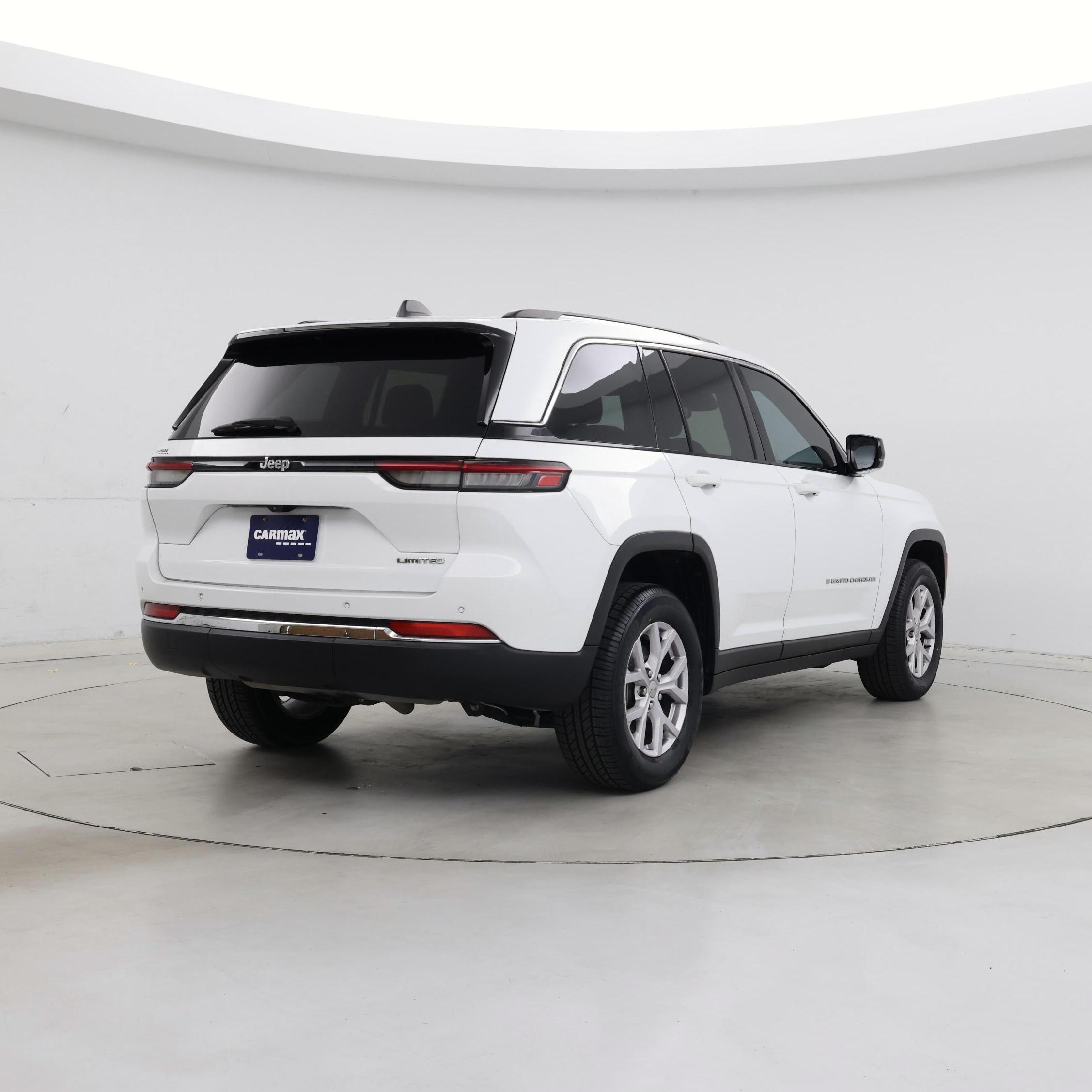 Thumbnail: 2022 Jeep Grand Cherokee - 8