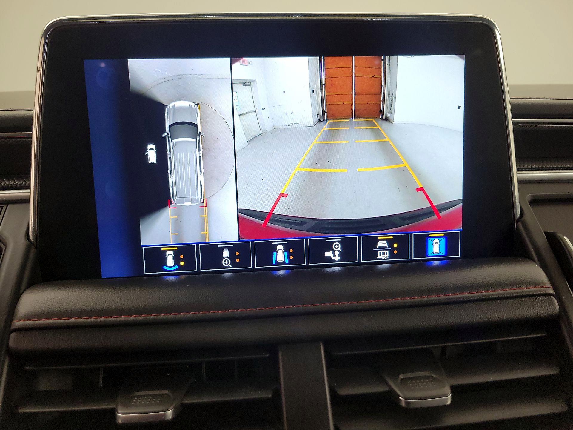 Thumbnail: 2022 Chevrolet Tahoe - 14