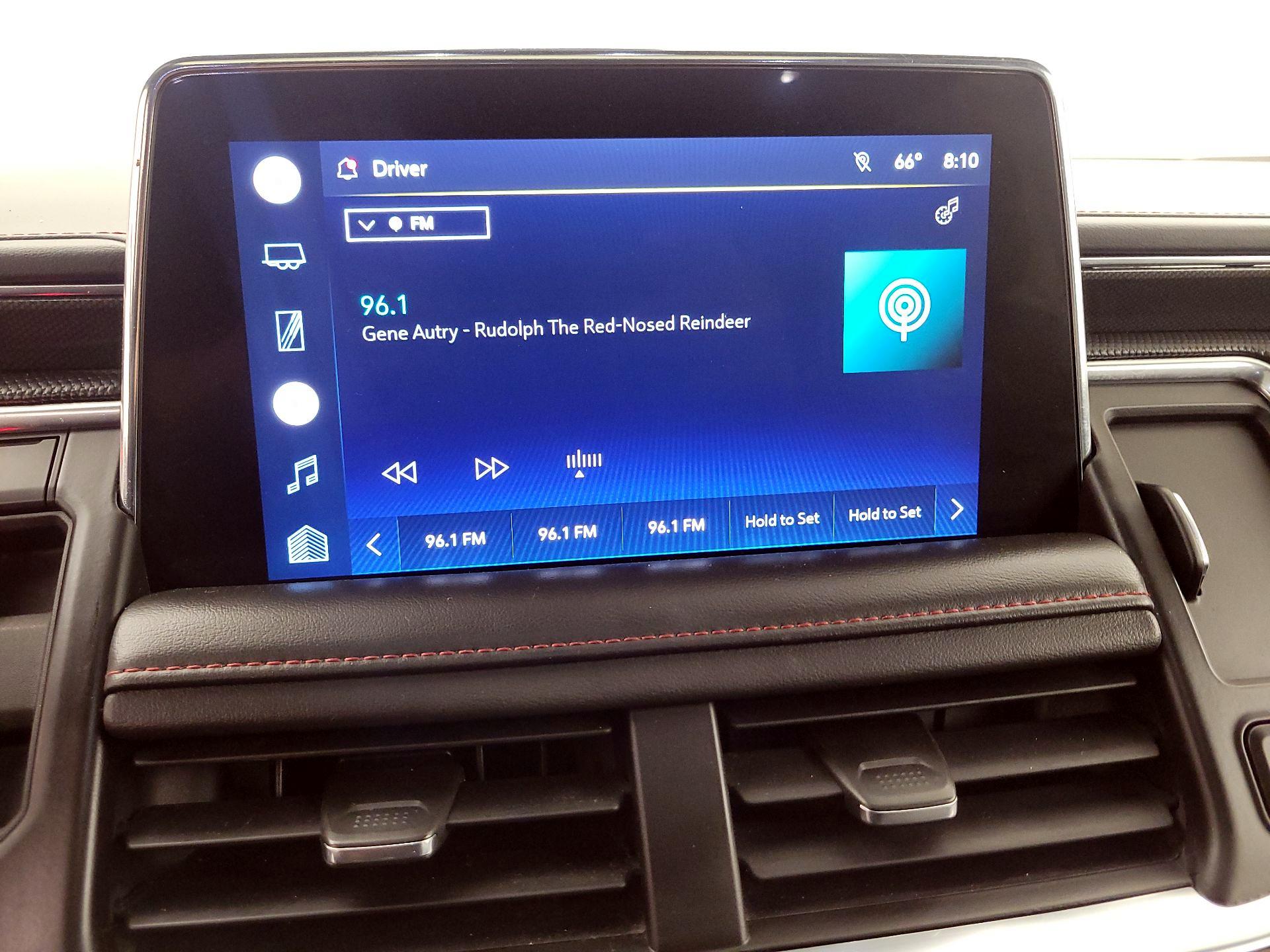 Thumbnail: 2022 Chevrolet Tahoe - 15