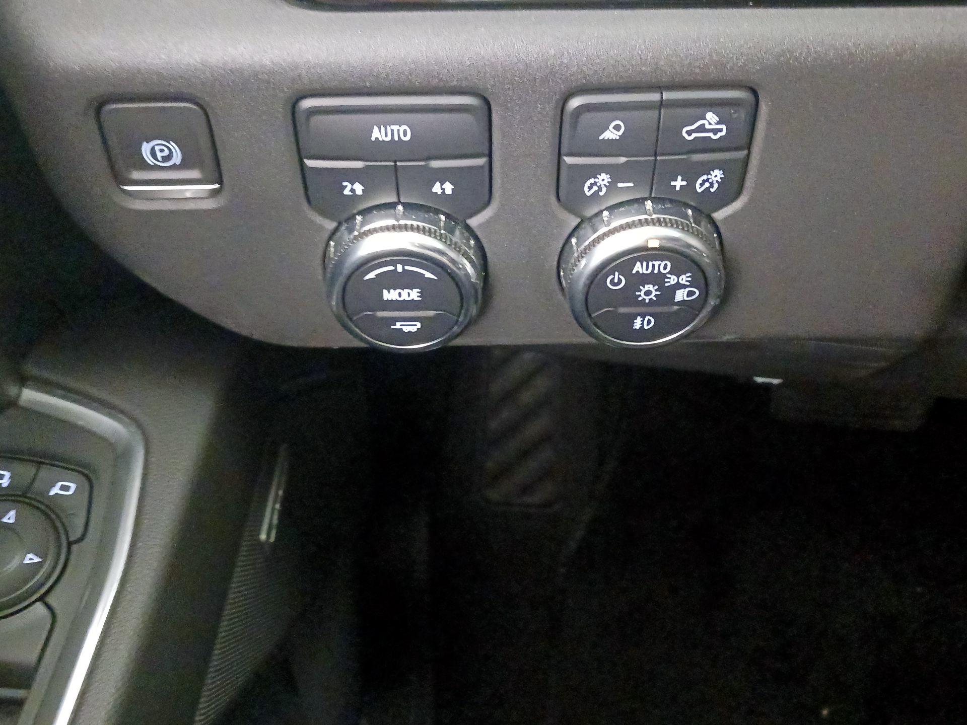 Thumbnail: 2022 GMC Sierra 1500 - 13