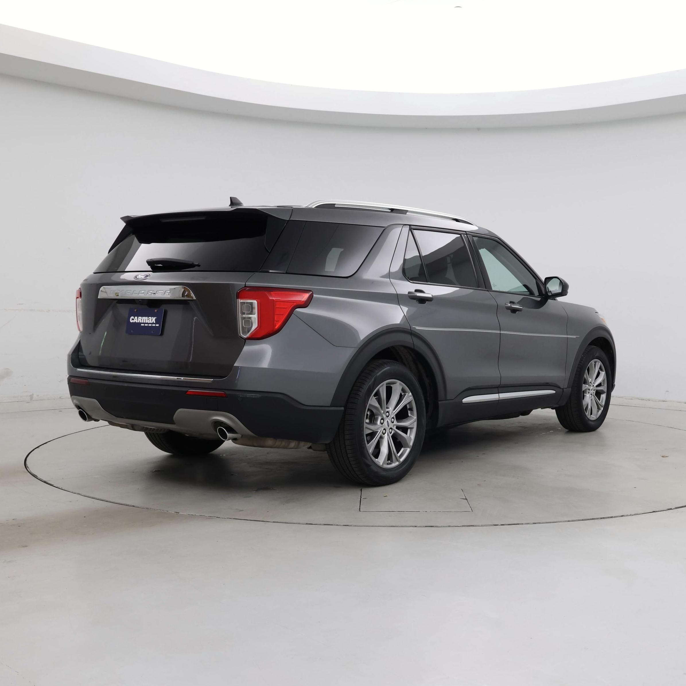 Thumbnail: 2023 Ford Explorer - 8