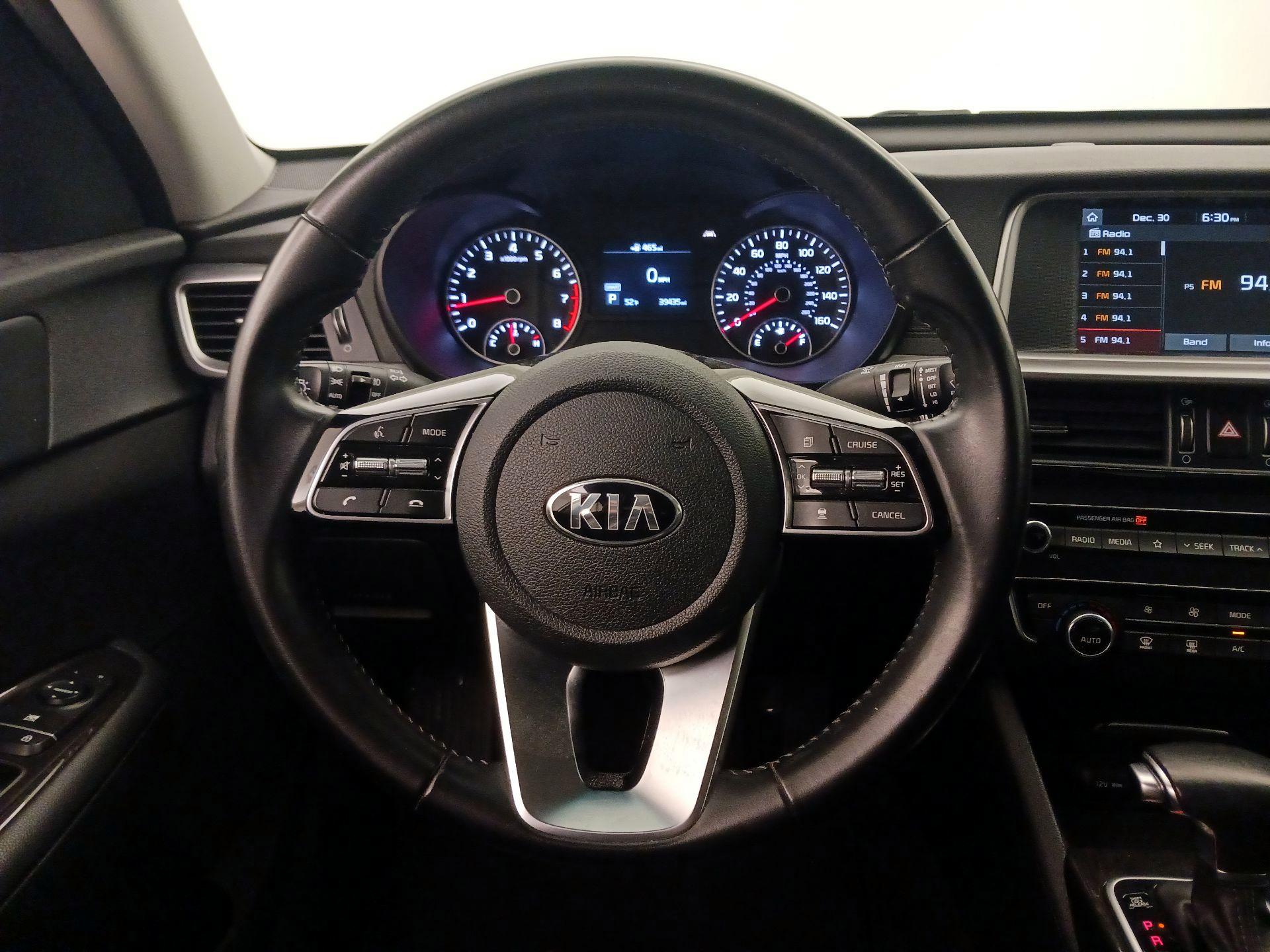 Thumbnail: 2020 Kia Optima - 10