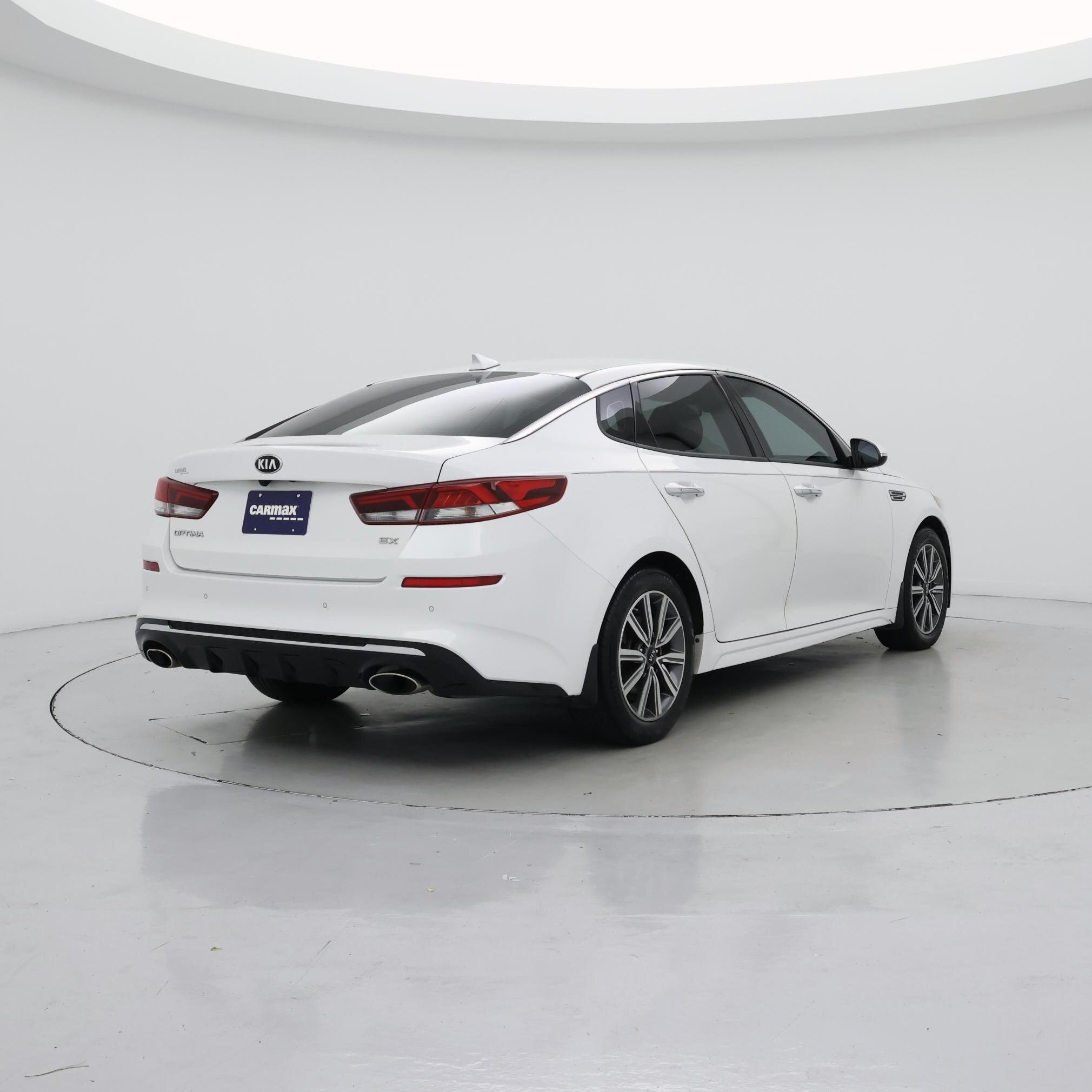 Thumbnail: 2020 Kia Optima - 8