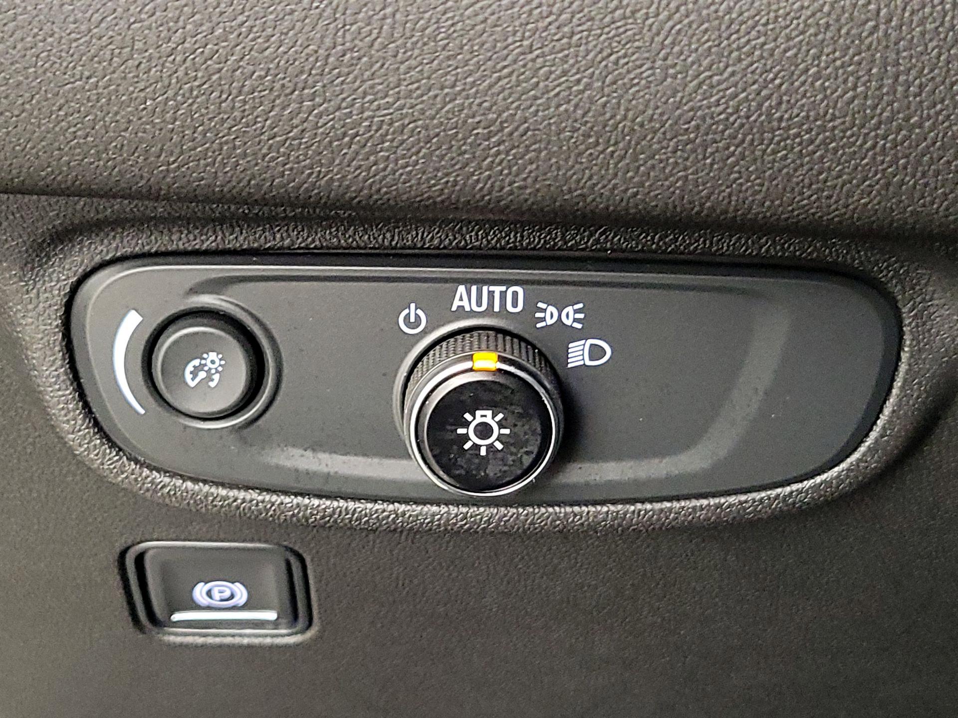 Thumbnail: 2022 GMC Terrain - 13