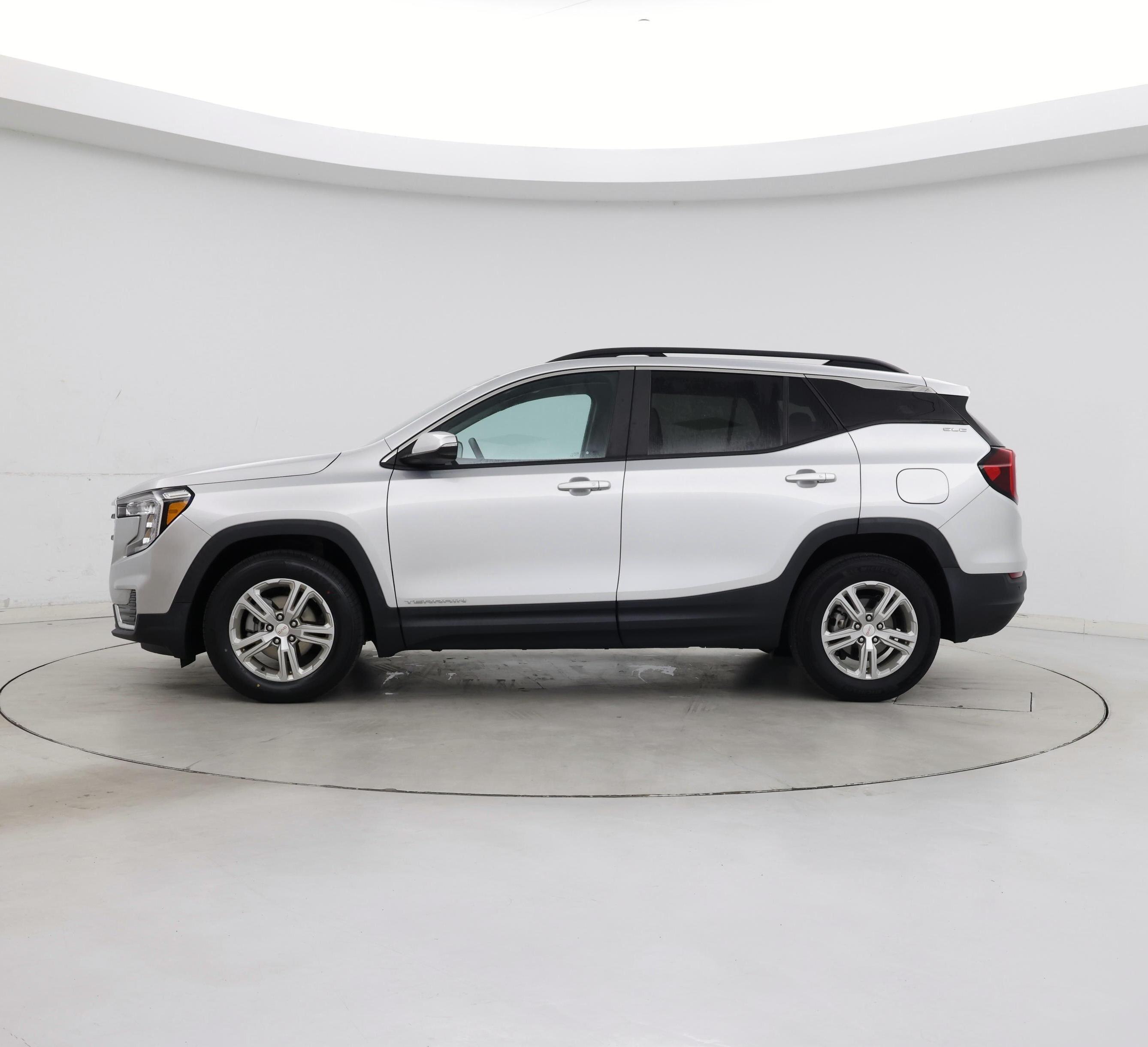 Thumbnail: 2022 GMC Terrain - 3