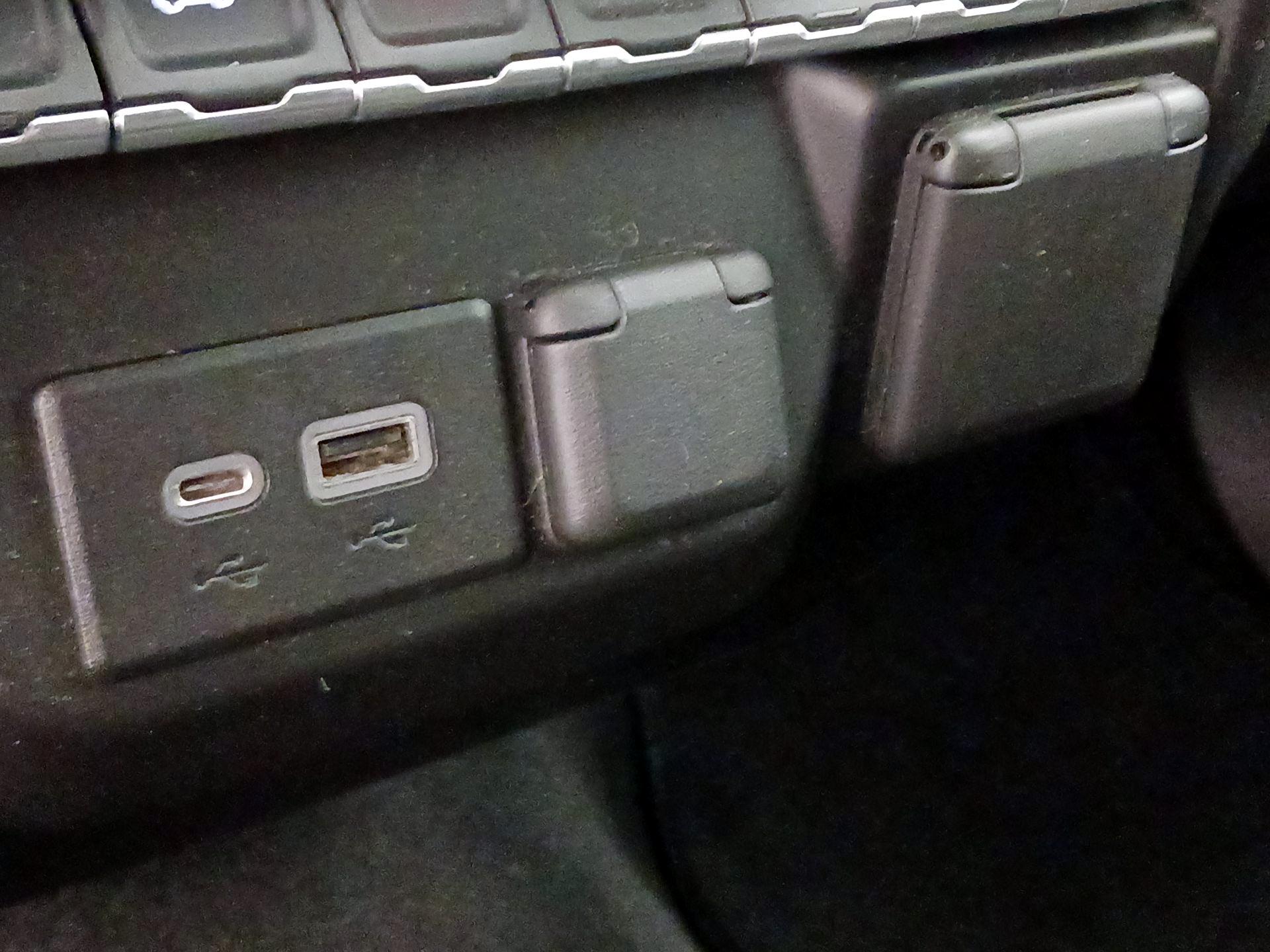 Thumbnail: 2021 Chevrolet Silverado 1500 - 18