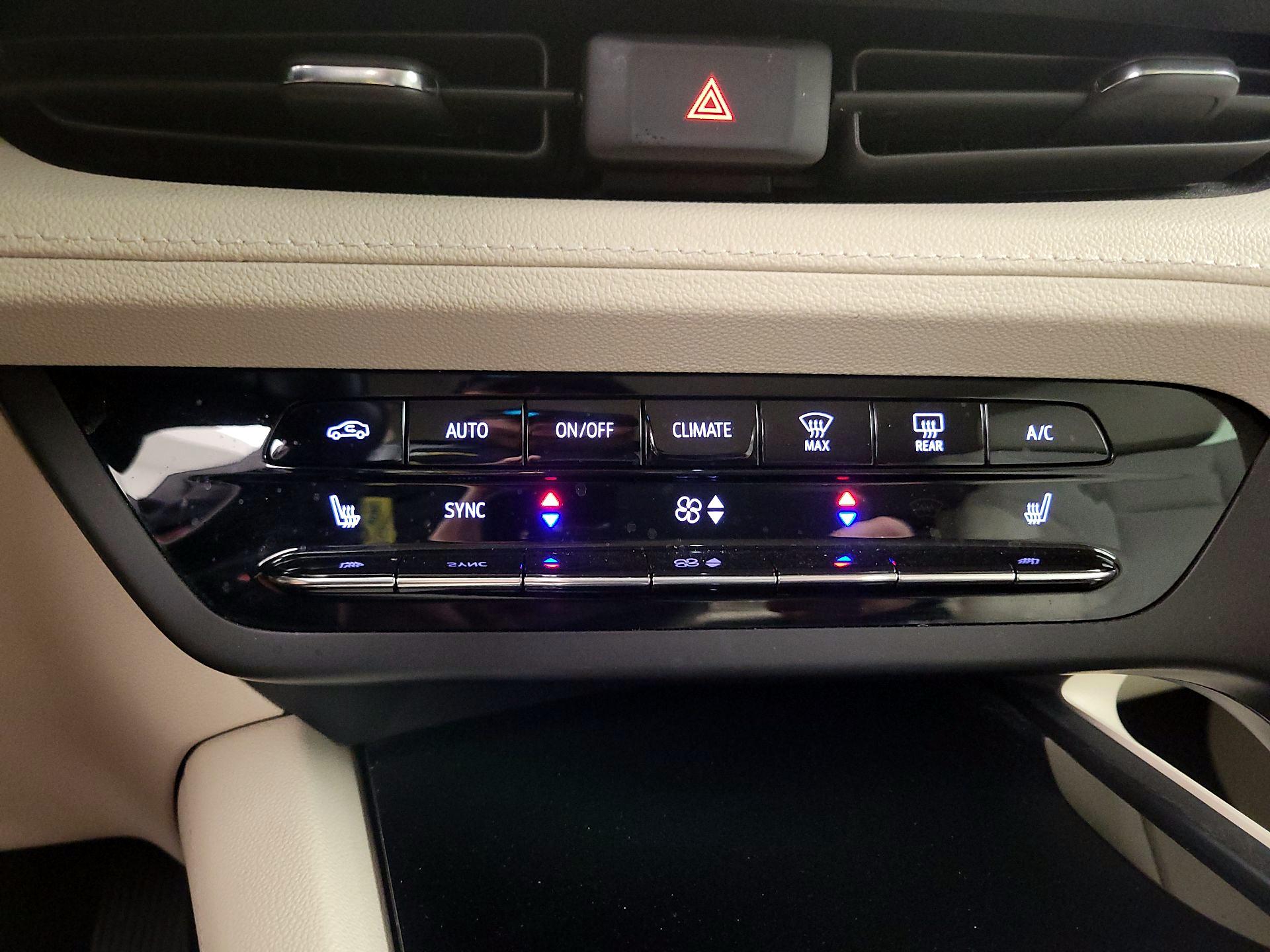 Thumbnail: 2022 Buick Envision - 16