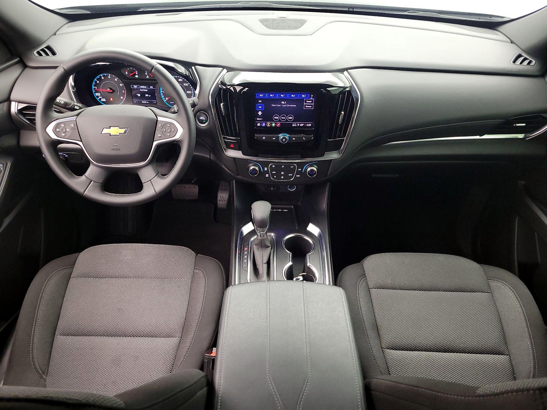 Thumbnail: 2023 Chevrolet Traverse - 9