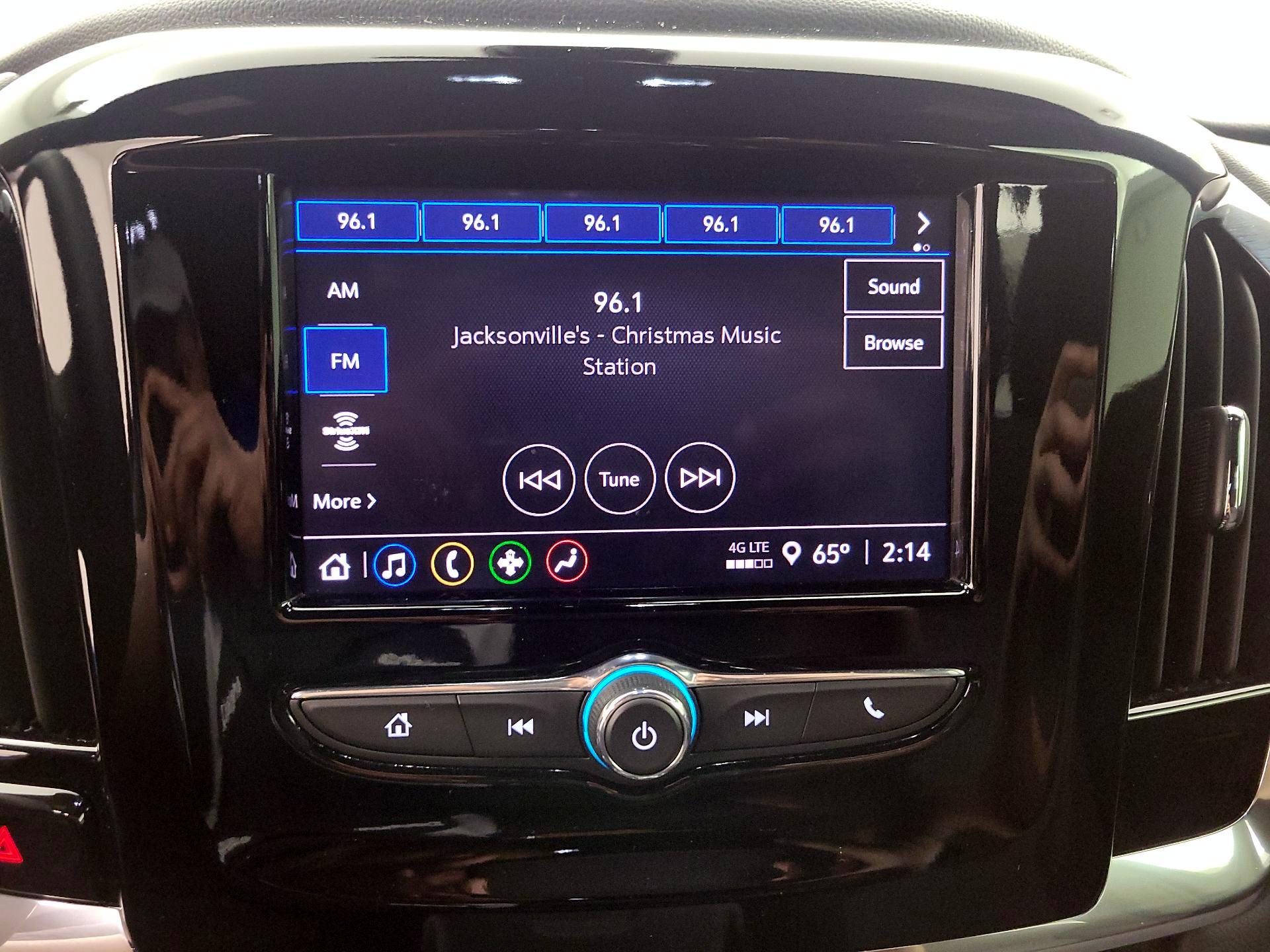 Thumbnail: 2023 Chevrolet Traverse - 15